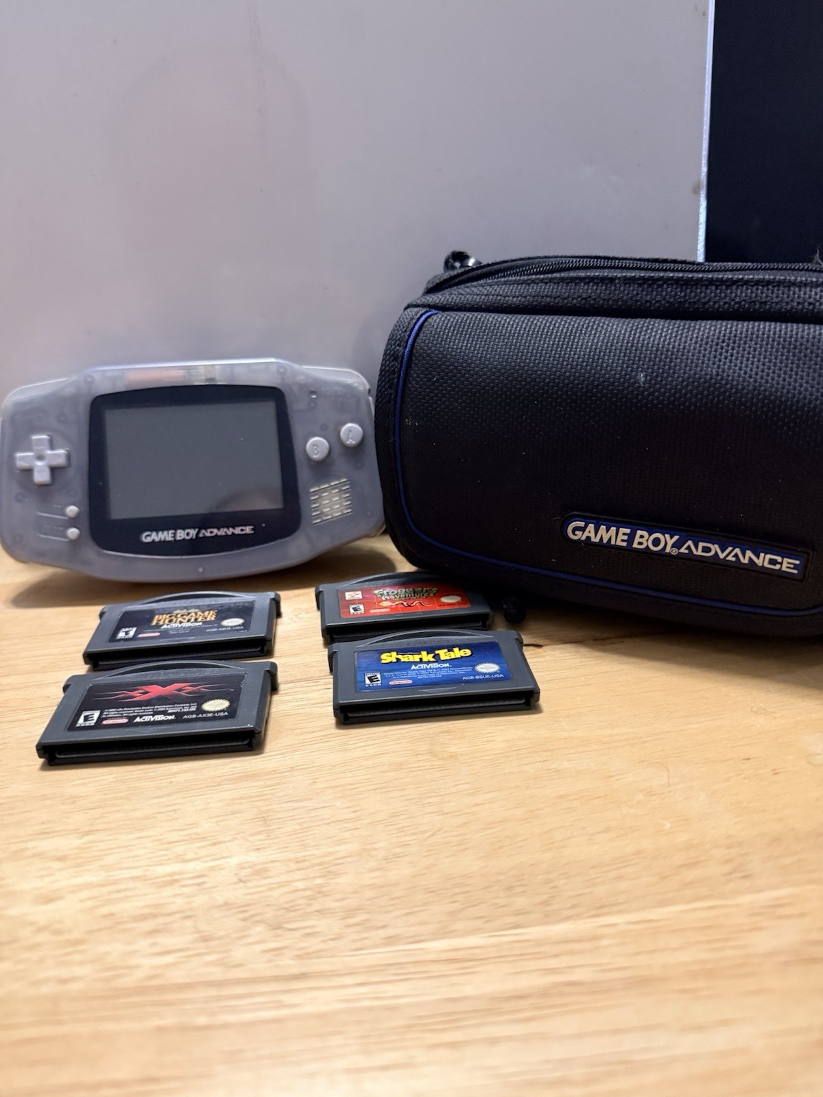 Nintendo Game Boy Advance GBA Glacier Ice Bundle 4 Games Nintendo Zipper Case