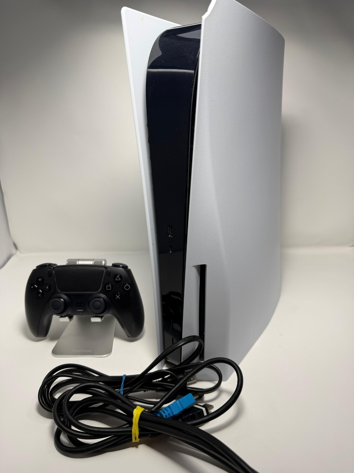 PlayStation 5 Standard Disc Console w/ Controller – Tested & Working