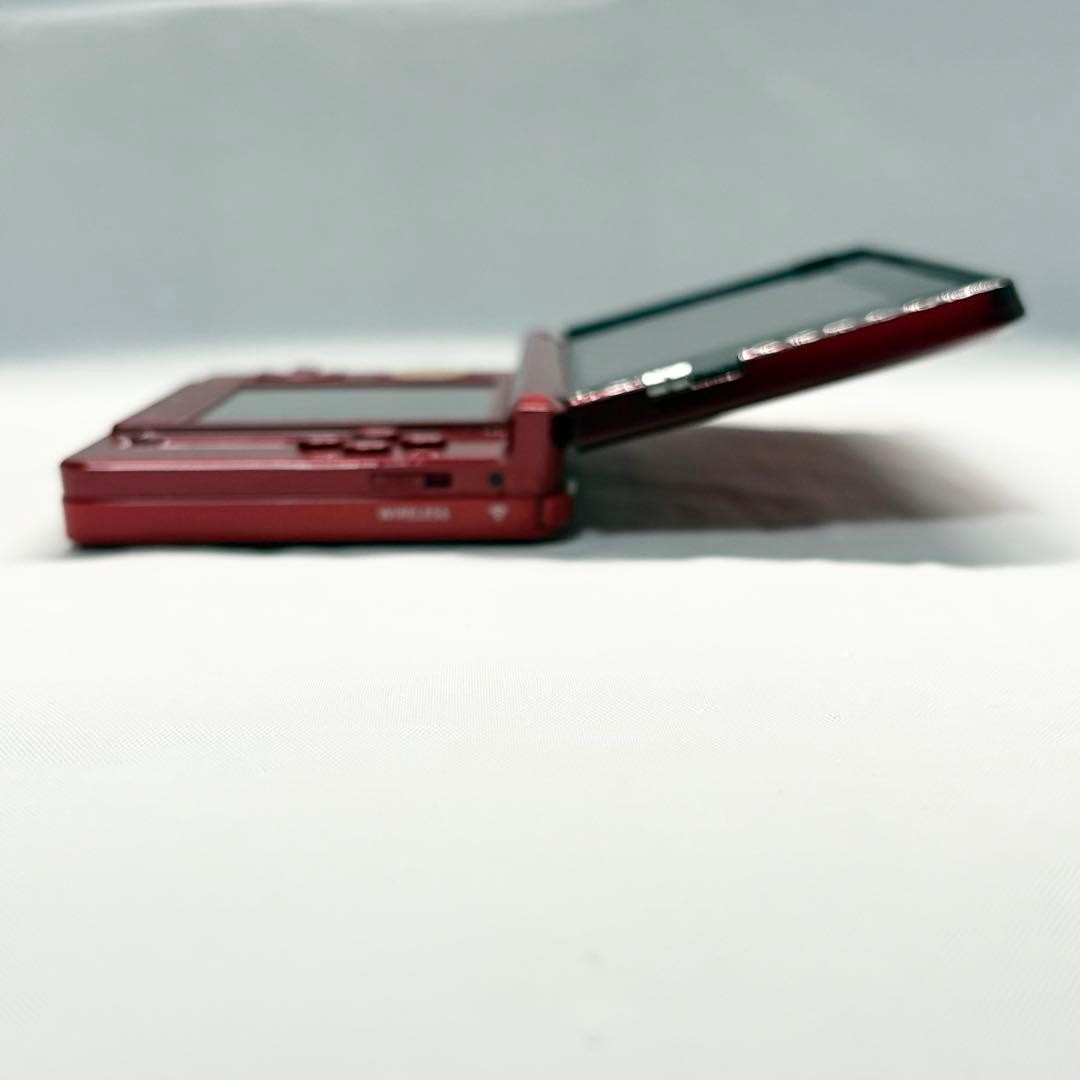 Nintendo 3DS Flare Red with compatible charger and SD card, confiRMed working.