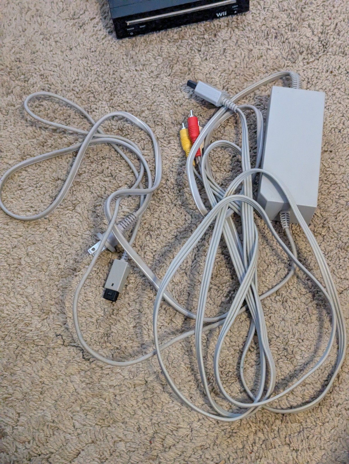 Nintendo Wii Console RVL-101 512MB Black with Cords and Sensor -NO REMOTE/GAMES