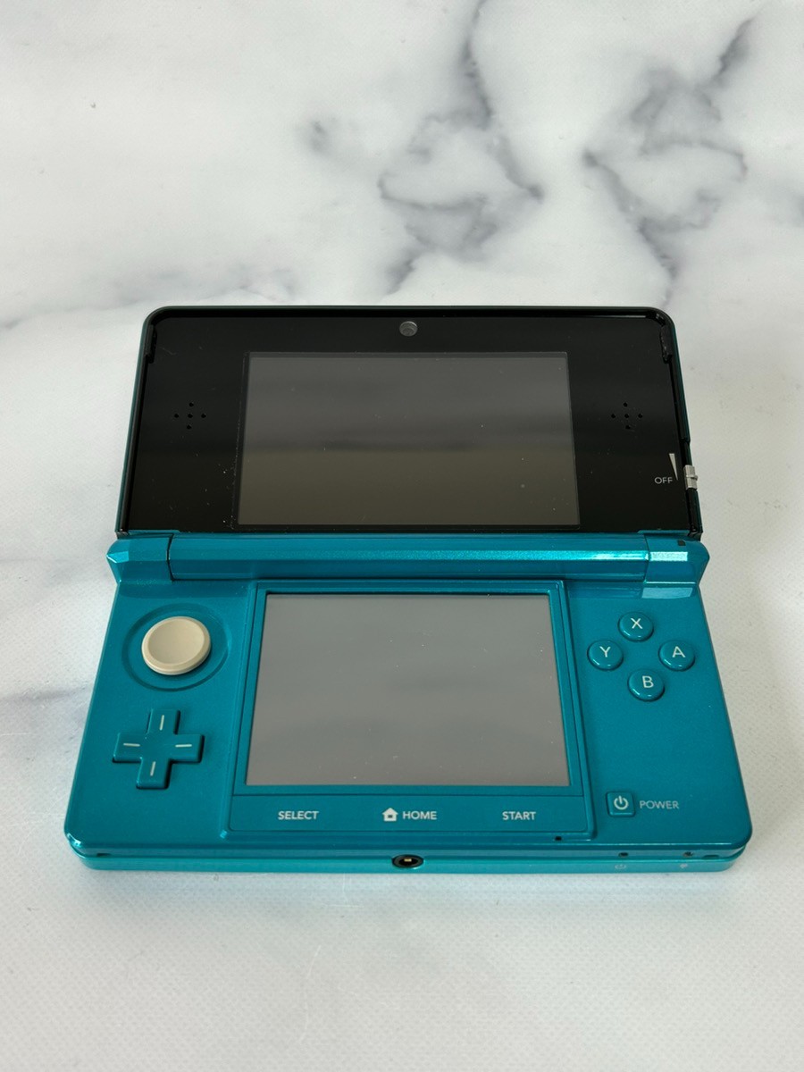 Nintendo 3DS Region Free Console Various selected colors Charger + SD