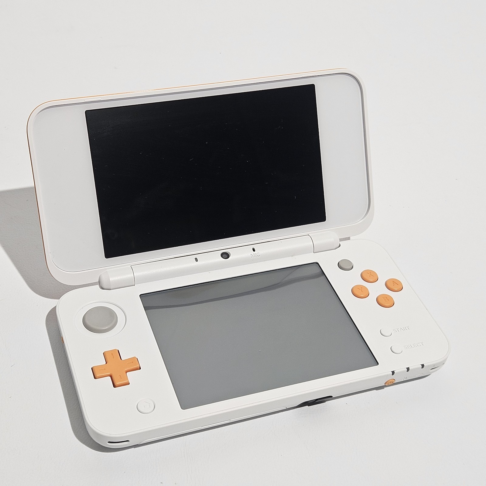 Nintendo 2DS XL Console System White/Orange Clean Tested With Charger