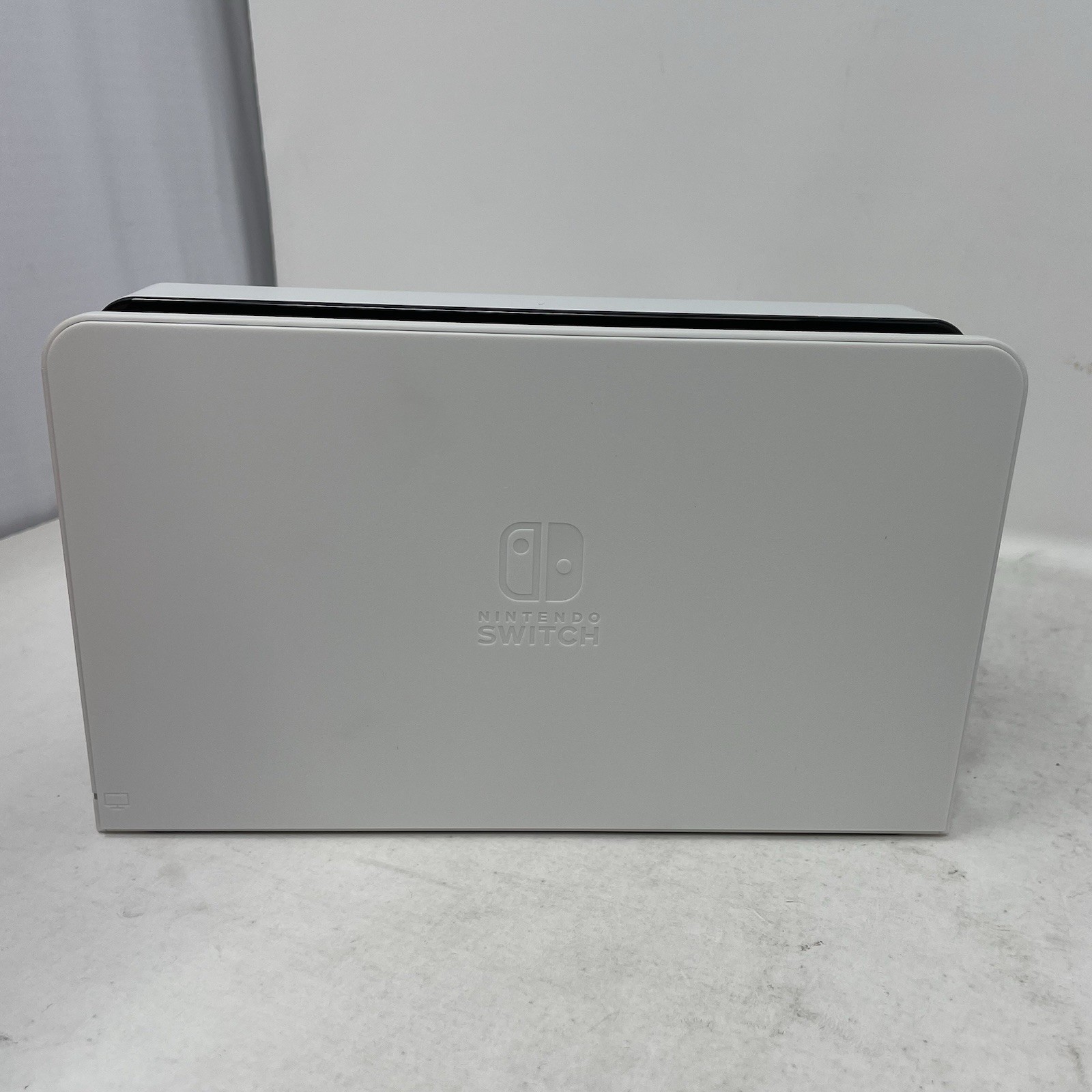 Nintendo Switch OLED Model HEG-001 Handheld Console – 64GB – White