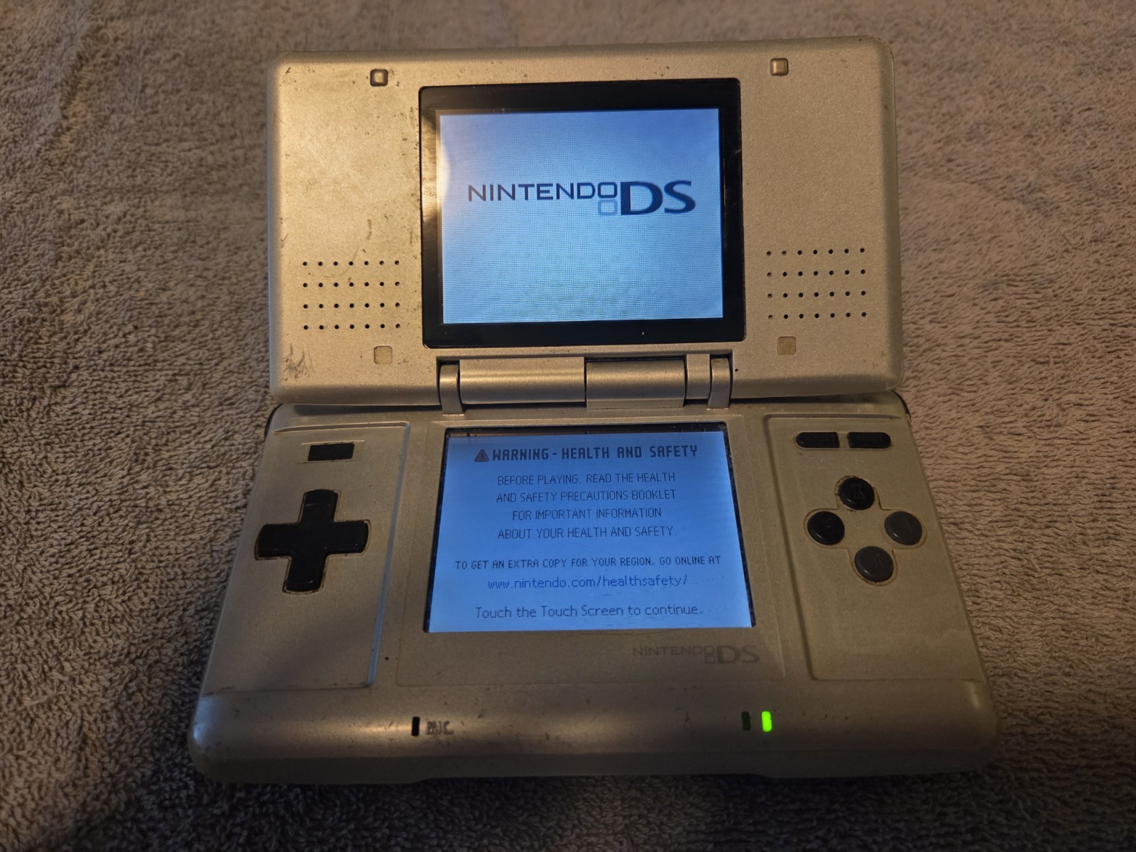Nintendo DS Handheld System – Silver With Charger