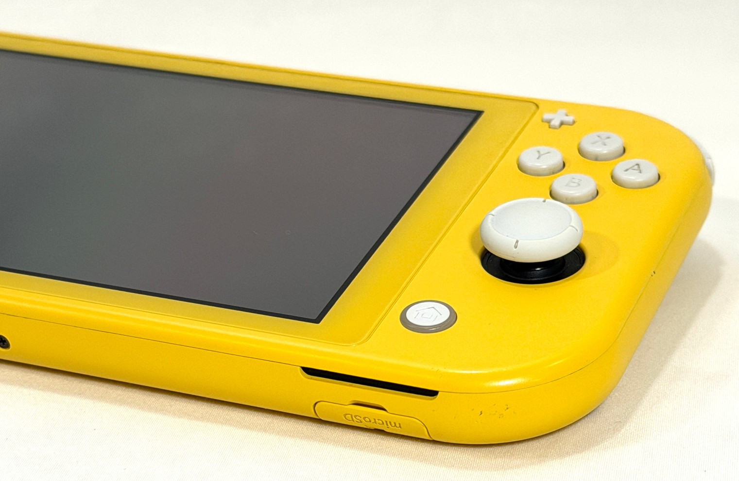 Nintendo Switch Lite HDH-001 (Console Only) – Yellow