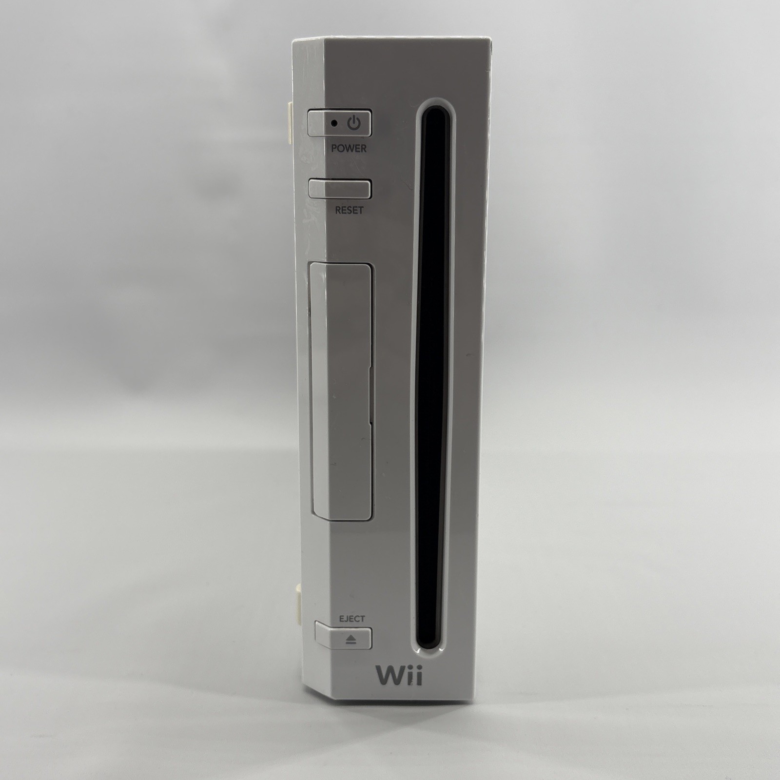Nintendo Wii Console RVL-001 Bundle + Wii Remotes & Wii Nunchucks