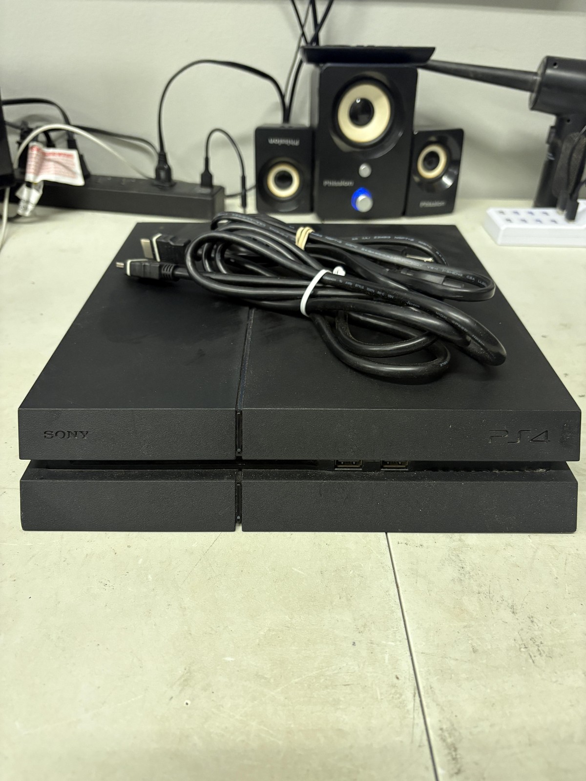 Sony PlayStation 4 PS4 CUH-1215A Black Console W/ Power Cord HDMI