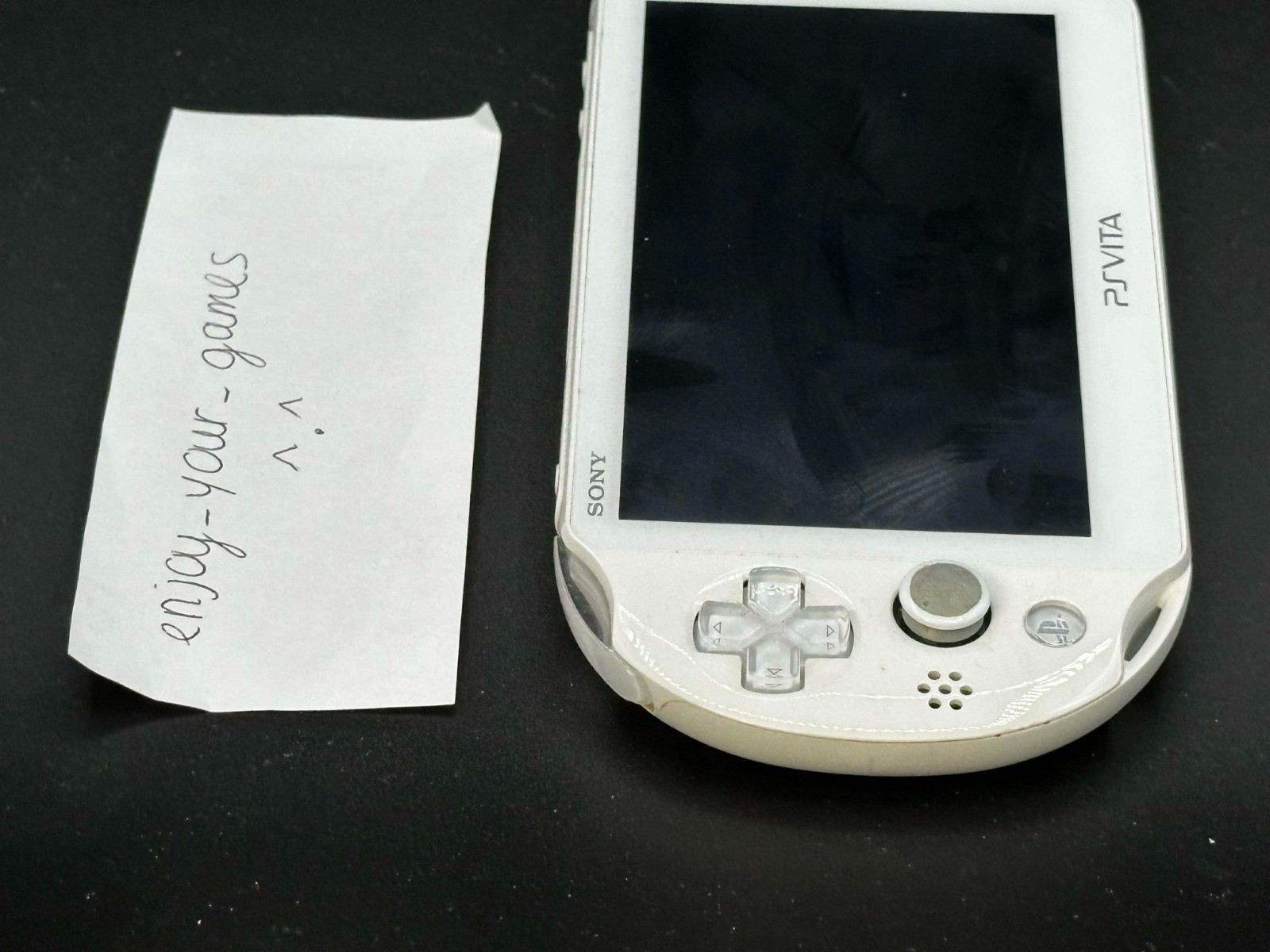 Sony PlayStation PS Vita PCH-2000 Slim White Model w Charger – SHIP IN 1-DAY