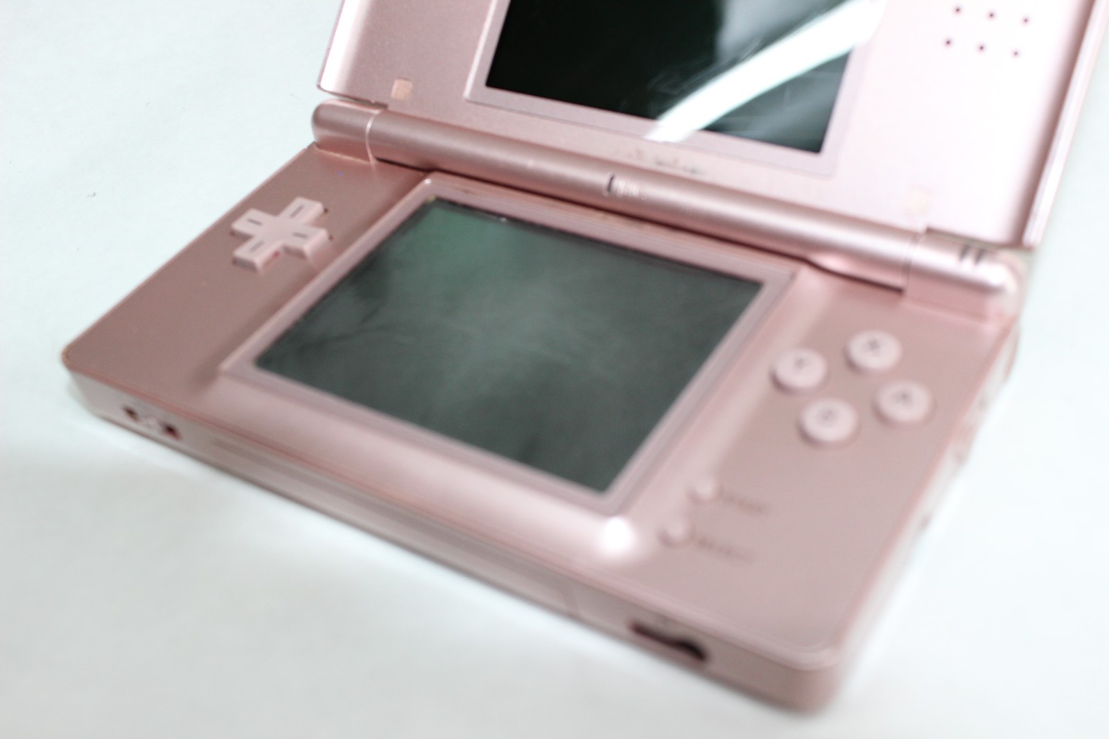 Nintendo DS Lite (Metallic Rose) – Tested/Works w/ Charger and box *READ*