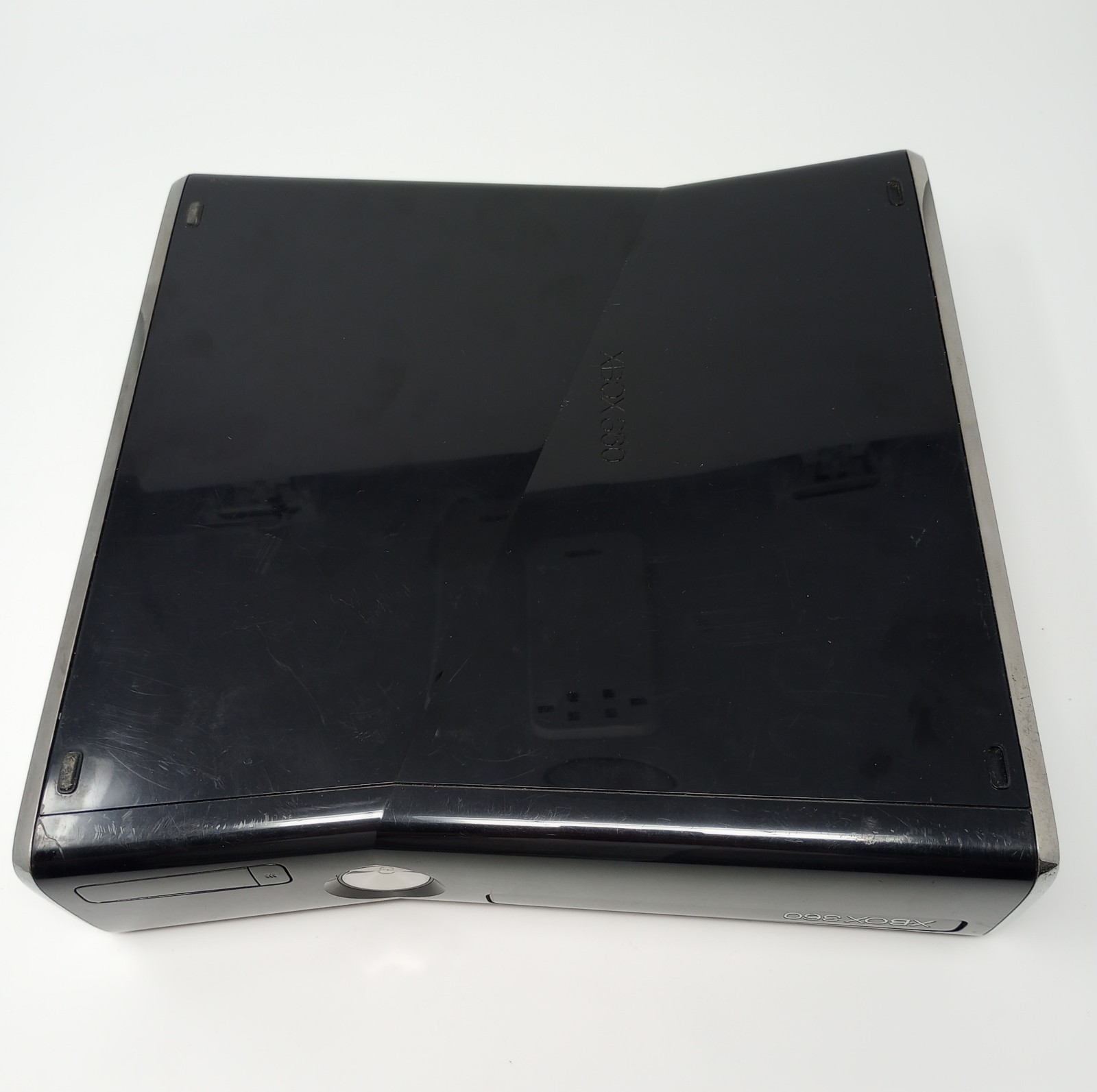Xbox 360 S (1439) Console, Controller, Cables, & More Periodic Red Ring Issue