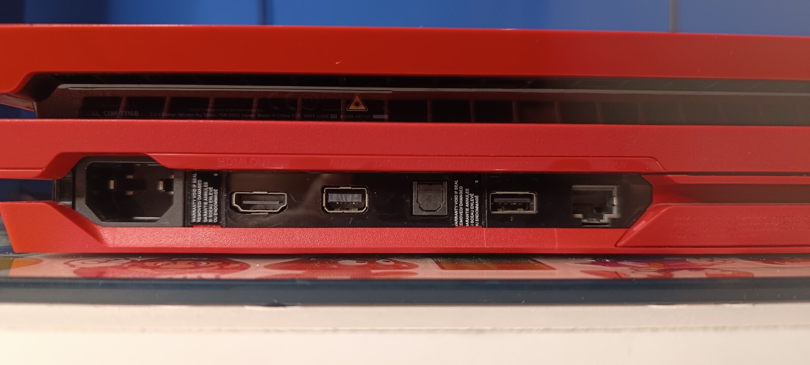 Sony PlayStation 4 Pro 1TB Spider Man Spiderman Limited Edition