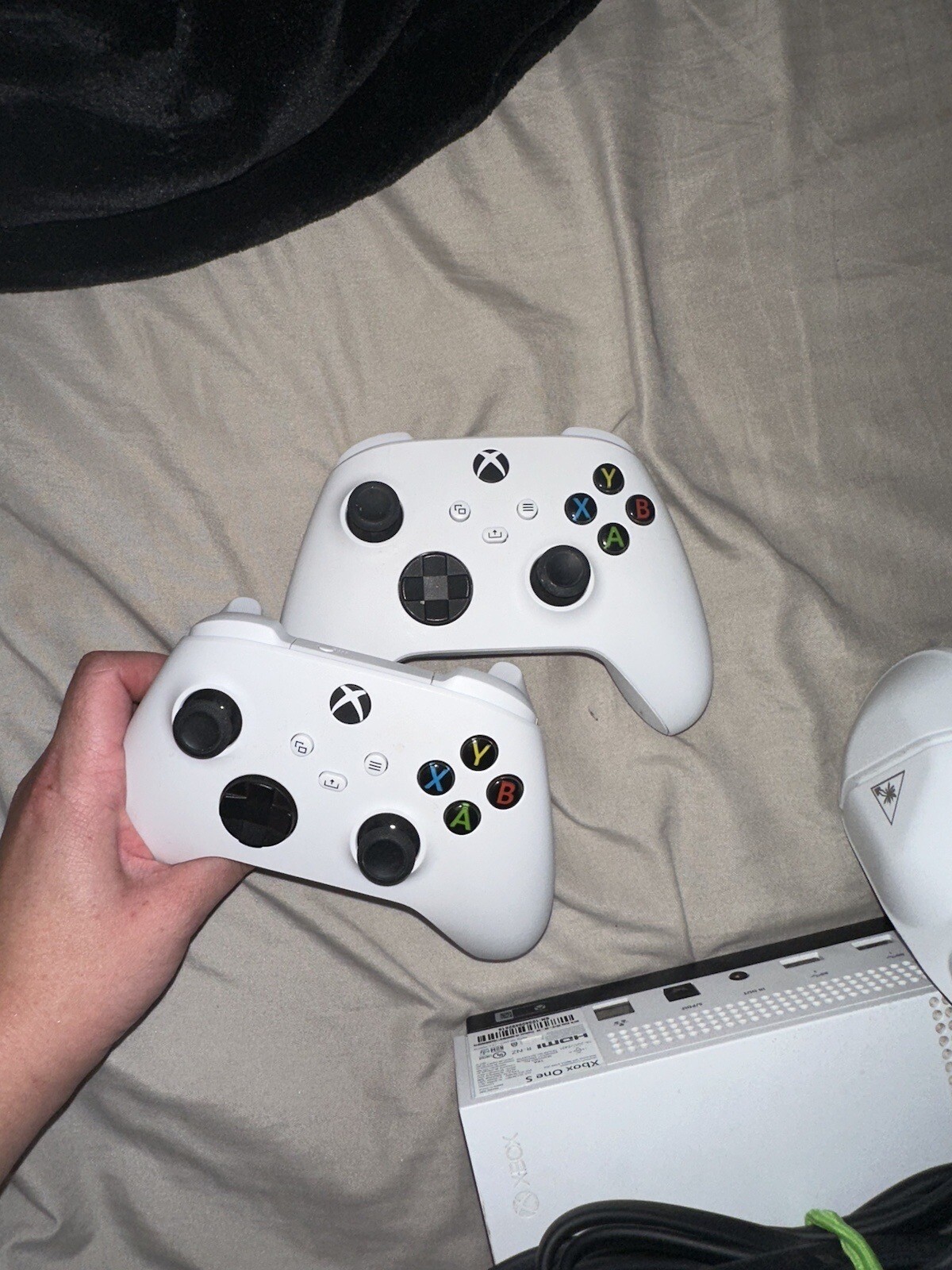 Microsoft Xbox One S Bundle 500GB Game Console – White