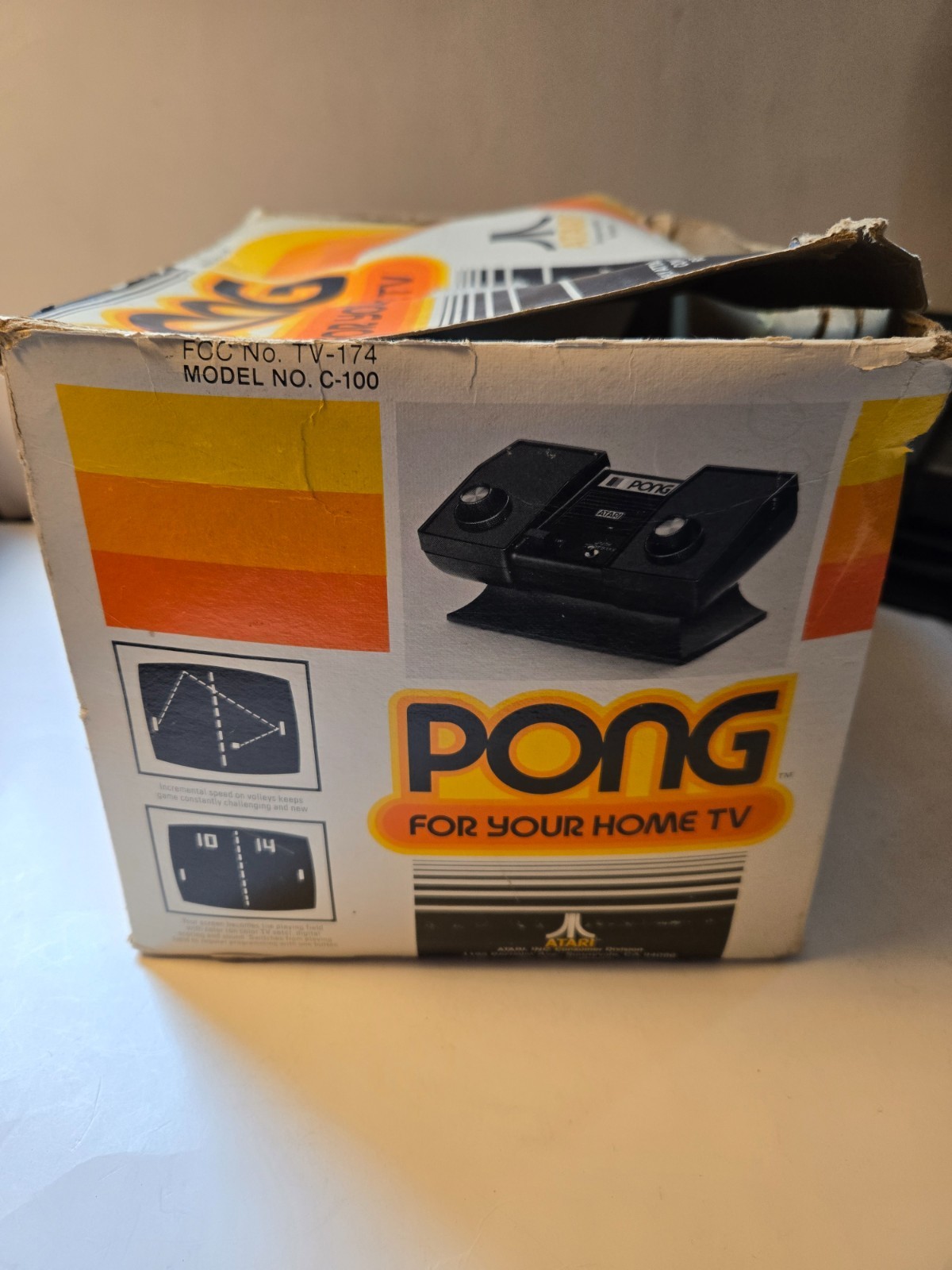 Atari C-100 Pong Console in original box with instructions