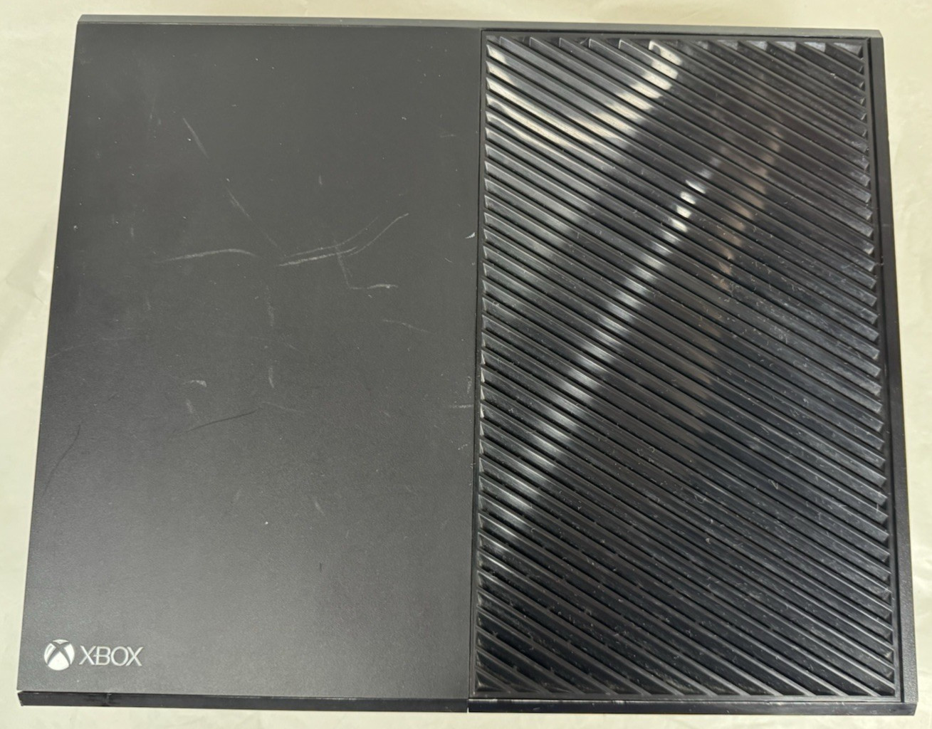 Original Microsoft Xbox One Model 1540 Console Original Box W/Controller & Cords