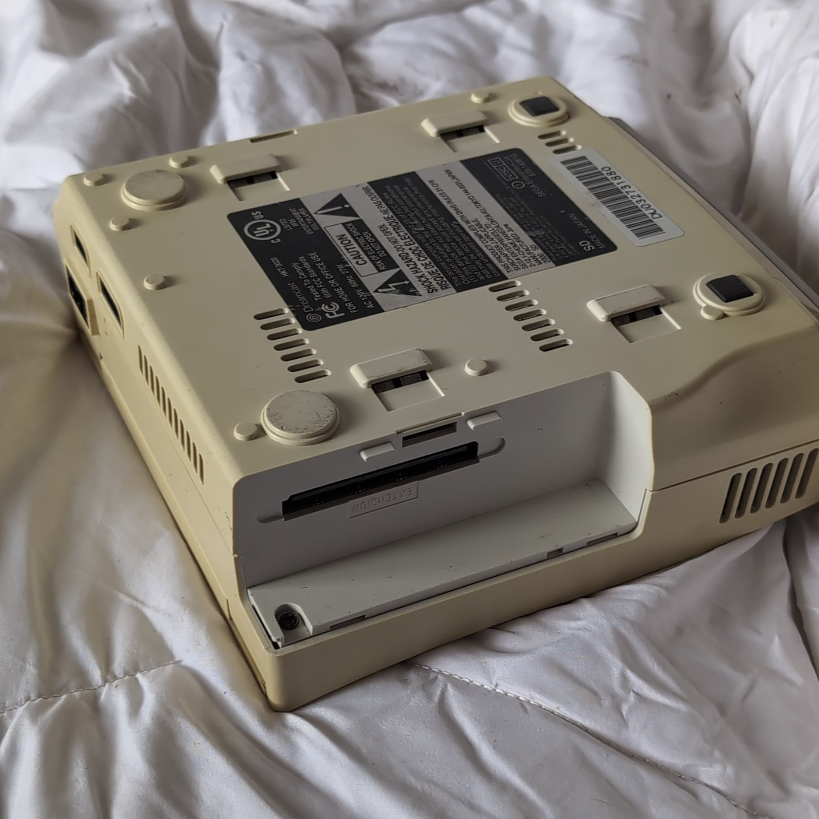 SEGA Dreamcast Console HKT-3000 NTSC-U/C Beige, VMU Compatible, AV Out