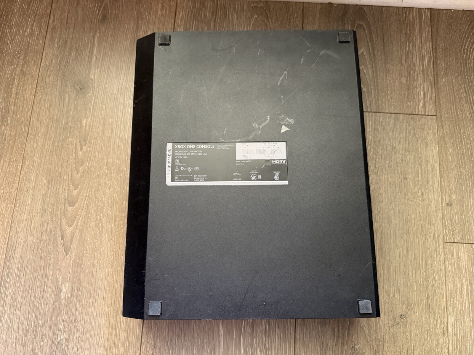 Microsoft Xbox One Original 500GB Video Game Console With Controller Power Brick