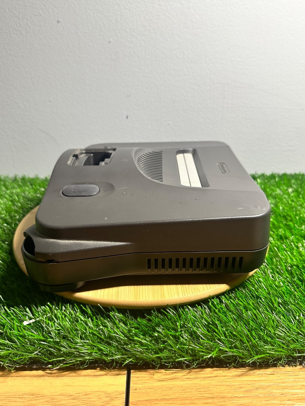 Nintendo 64 – NUS-001 JPN- Damaged Console Only