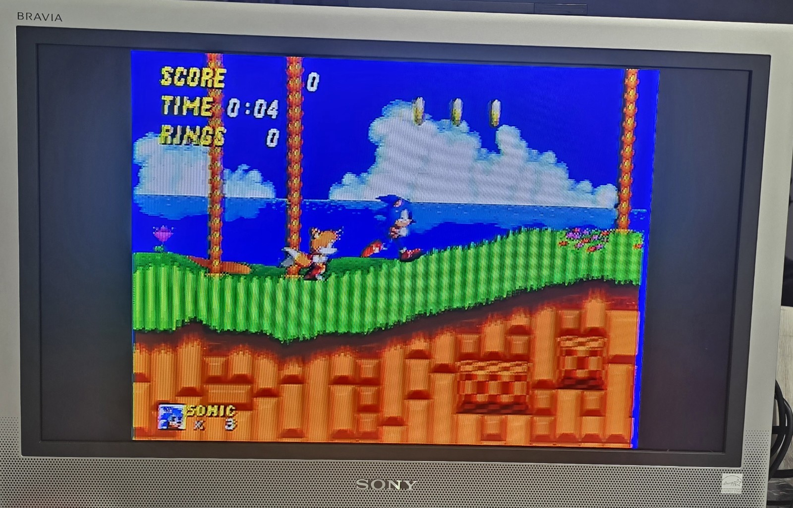 Sega Genesis II Console Model 1631 + 1 Controller & Sonic the Hedgehog 2 TESTED