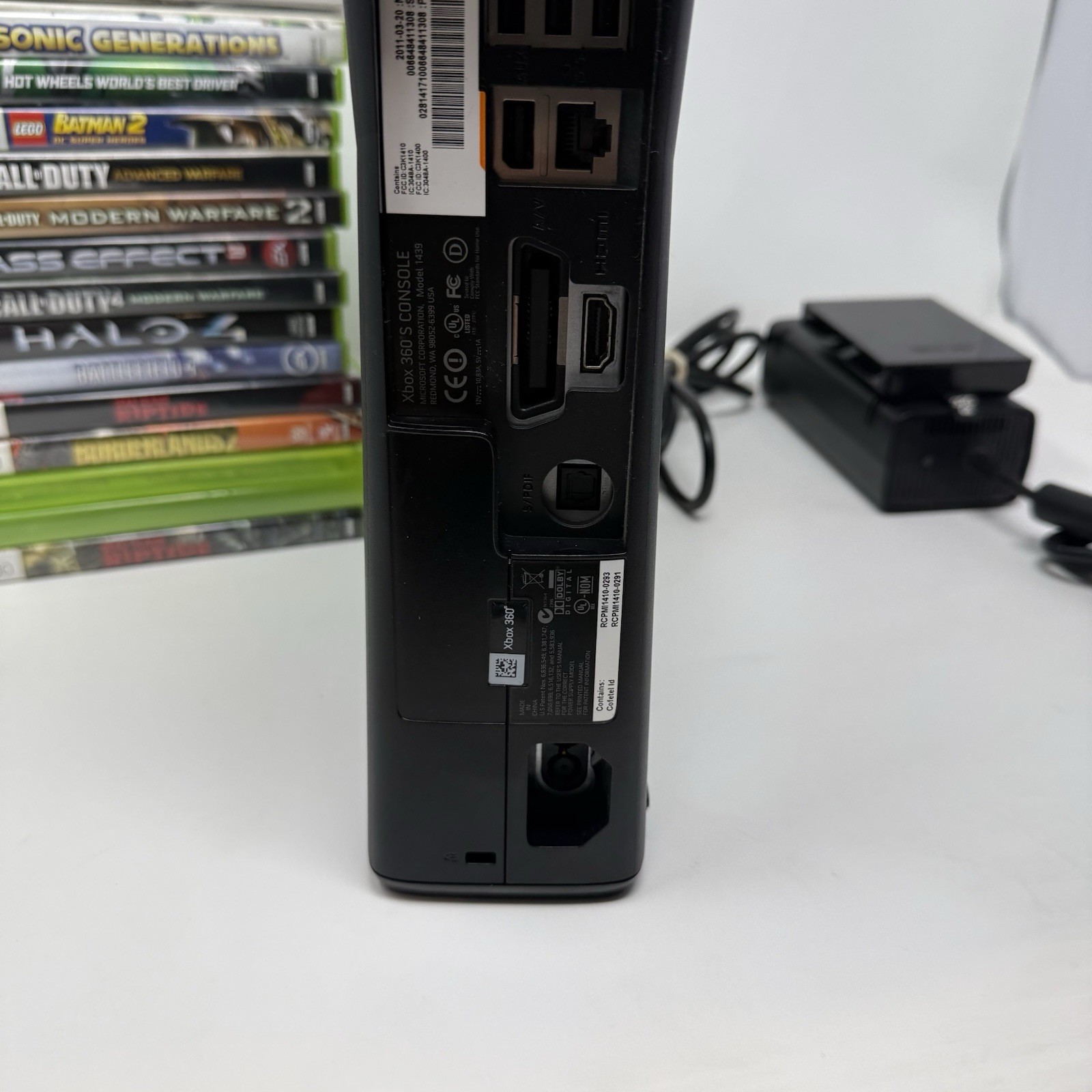 Xbox 360 S 320GB Console Bundle 15+ Games 2 OEM Controllers Tested Working