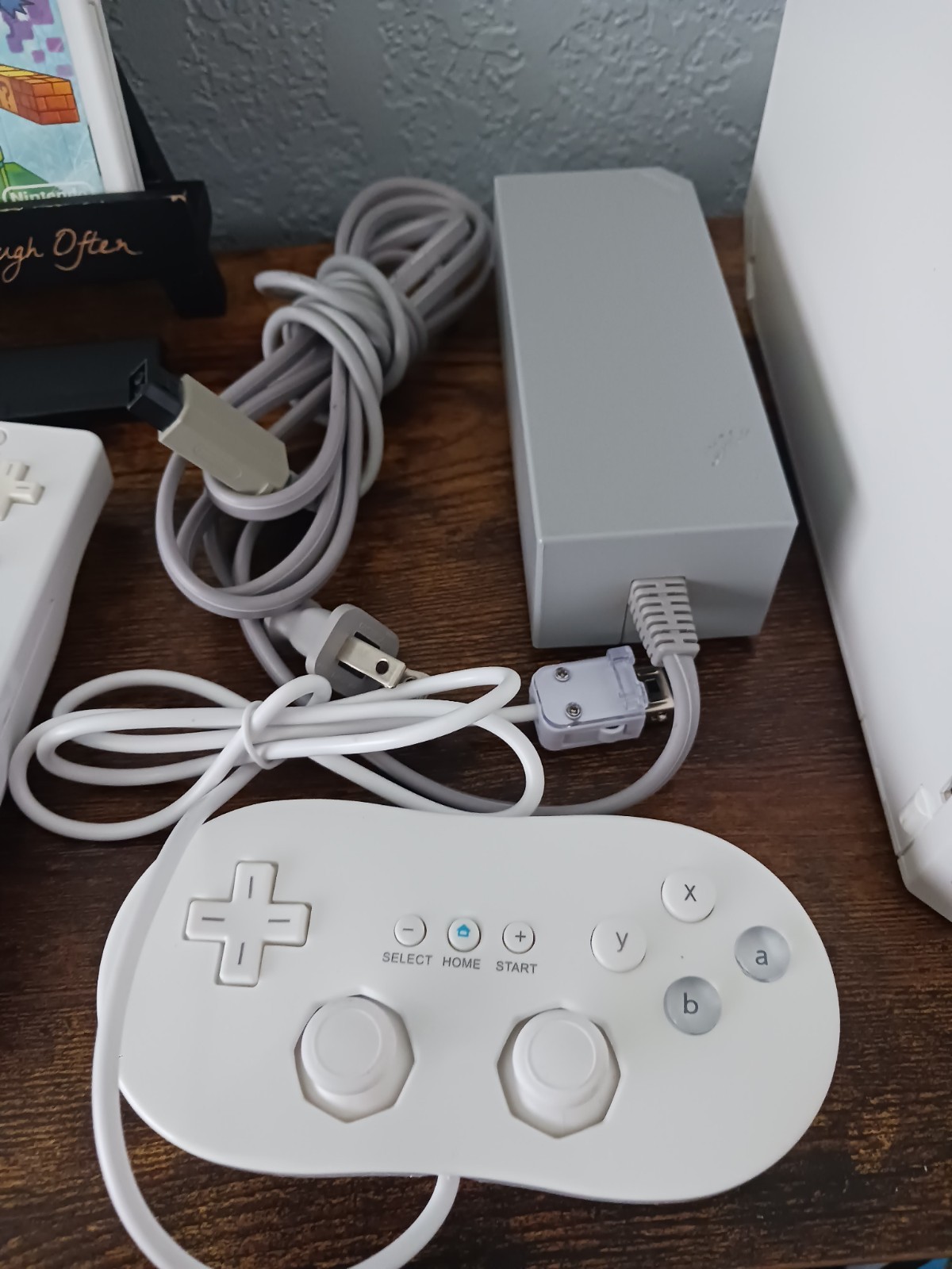 Nintendo Wii Console Bundle (RVL-001) Super Paper Mario GameCube Compatible