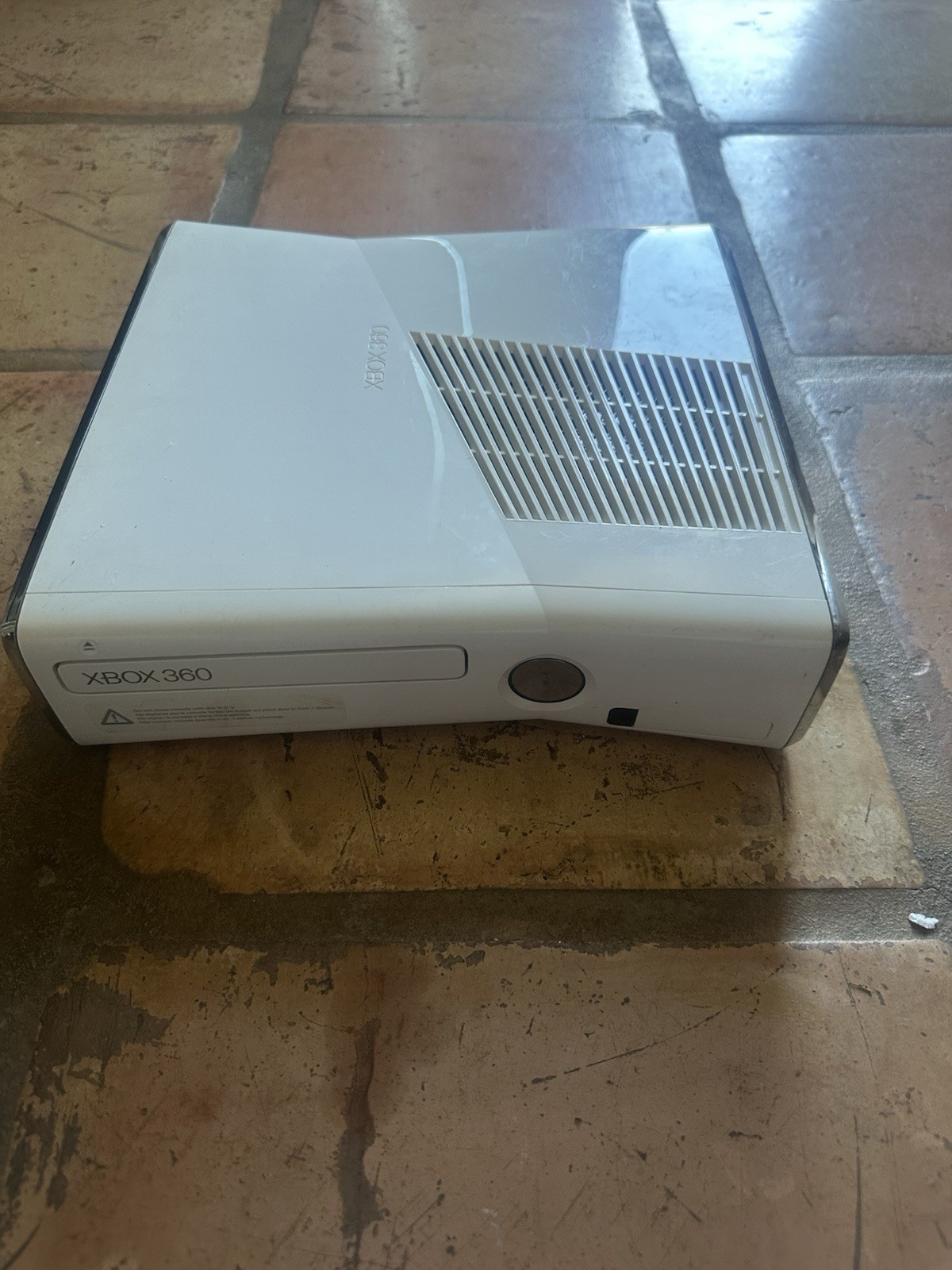 Tested Working Xbox 360 S Slim 4GB Console – Genuine Microsoft 1439 Glossy White