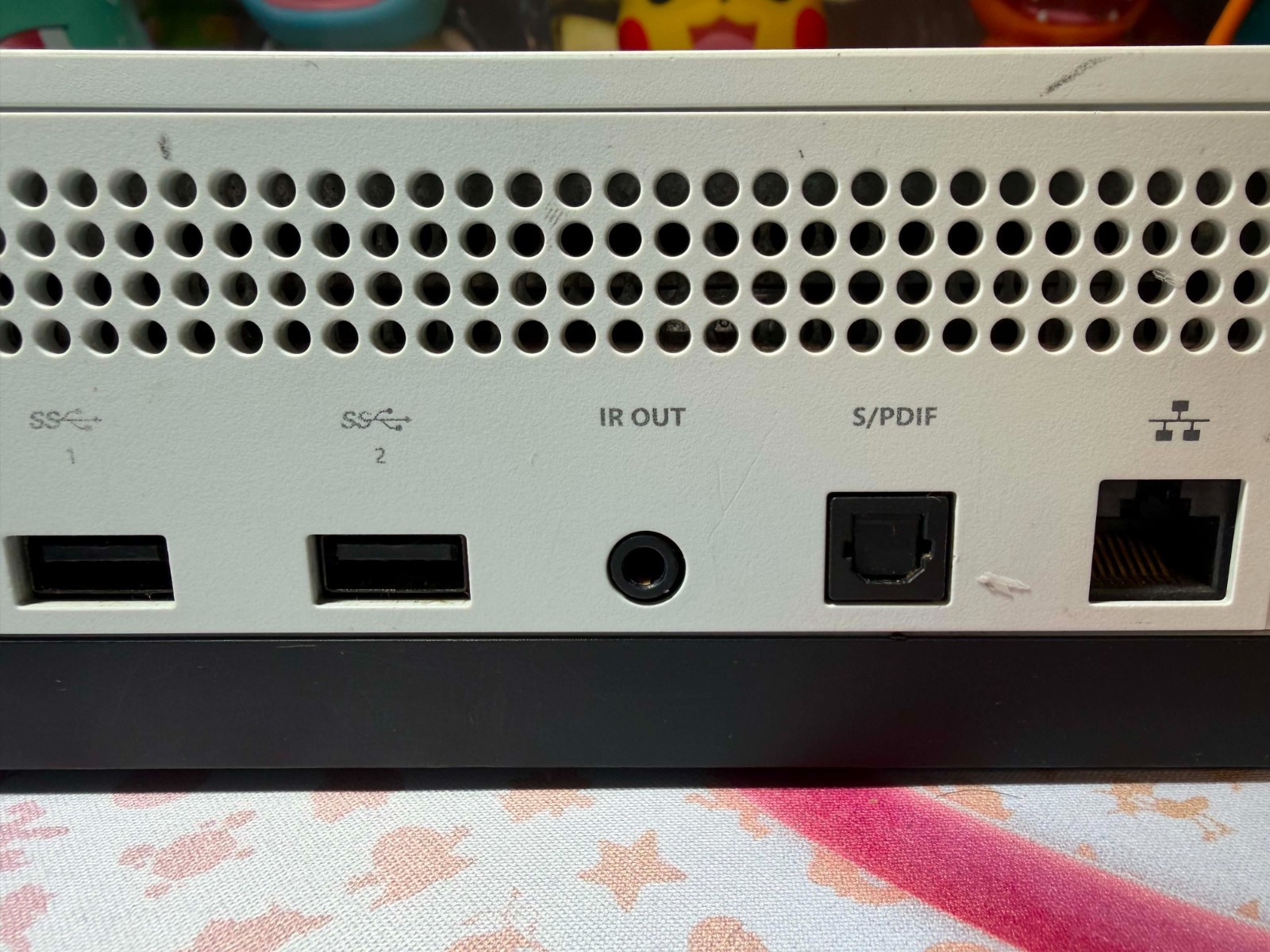 Microsoft Xbox One S 500 GB Console – White Used Tested Authentic Minor Wear