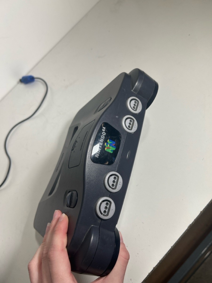 NINTENDO 64 SYSTEM CONSOLE NUS-001 (P17023290)