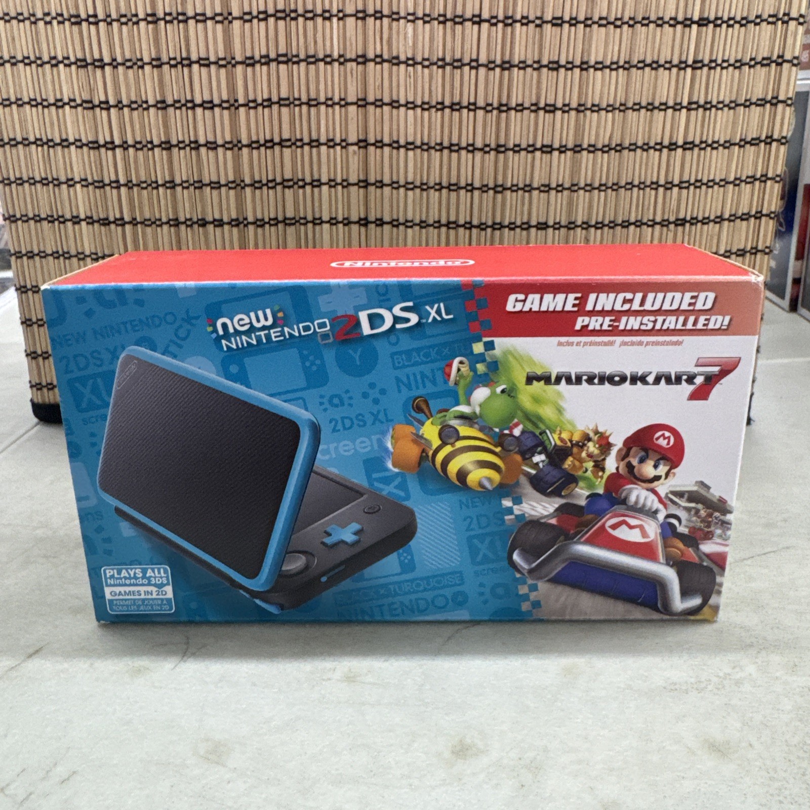 New Nintendo 2DS XL Handheld Console w/ Mario Kart 7 Black/Turquoise