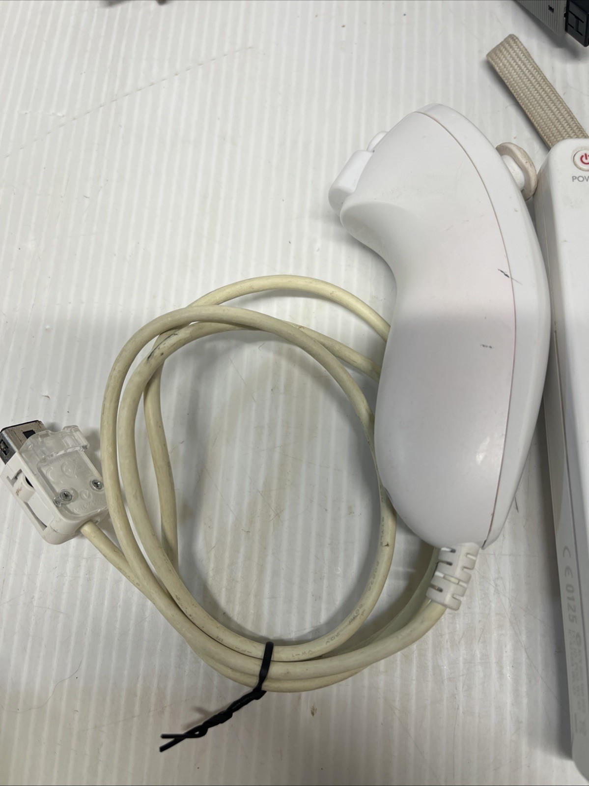 Nintendo Wii Console Bundle – RVL-001 3 Controllers AC Adapter Sensor Bar WORKS