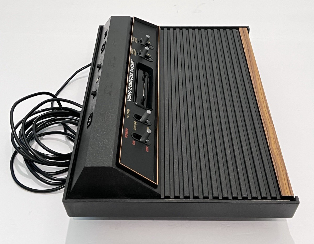 Atari CX-2600A 1980 Video Computer System Console w/Controllers Paddles Game