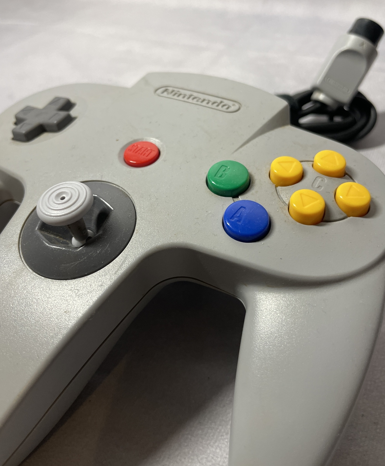 Nintendo 64 N64 Console Charcoal Grey w/ Controller & 3D Printed Display Stand