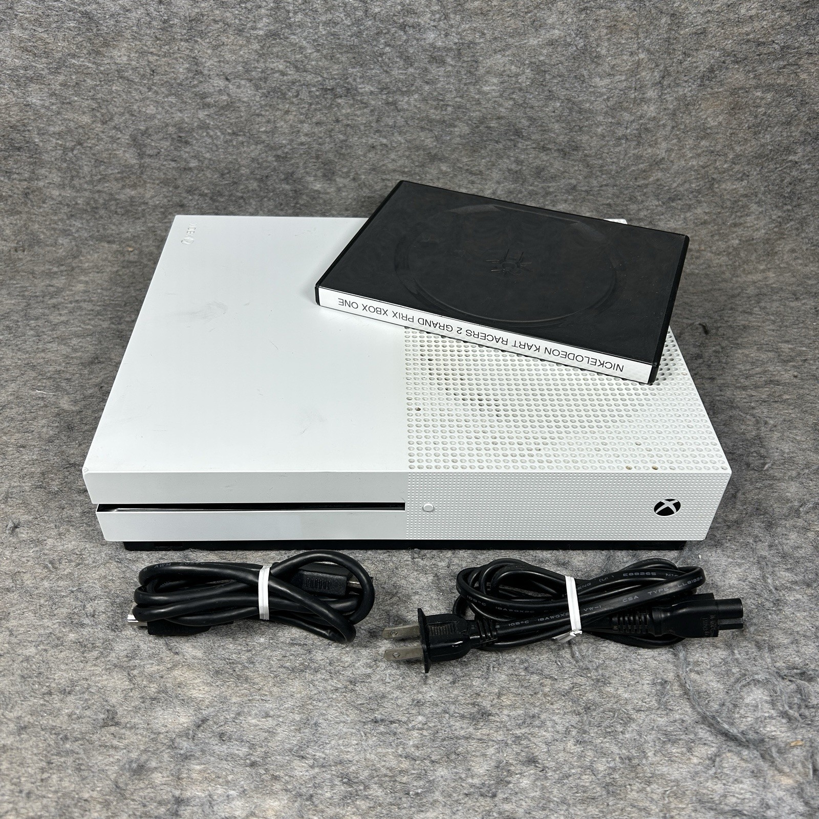 Microsoft Xbox One S 500GB Game Console Only White 1681 W/ Cords Tested