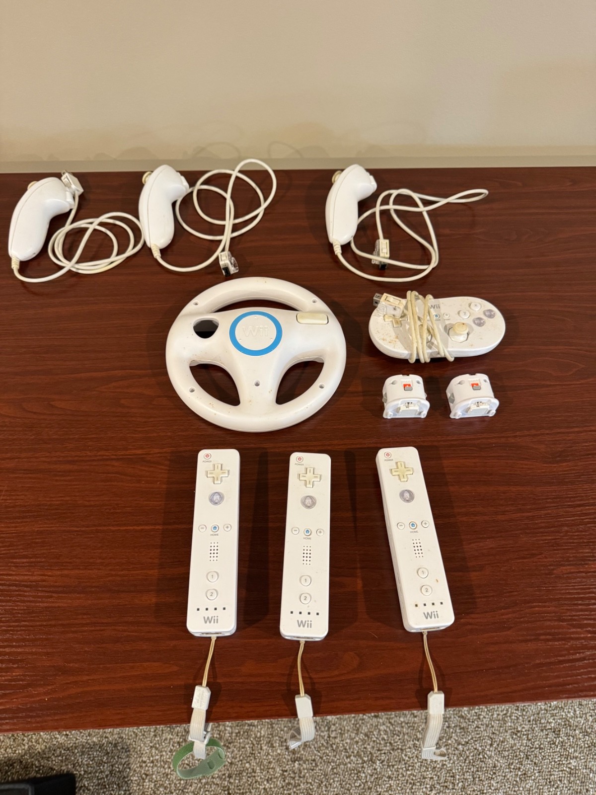 Nintendo Wii Console w/all hookups, 3 Remotes + Nunchucks & more Tested