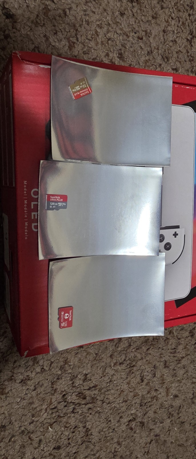Switch OLED Mario Kart With Two 128 Gig And 32 Gig Micro SD. Case And Box