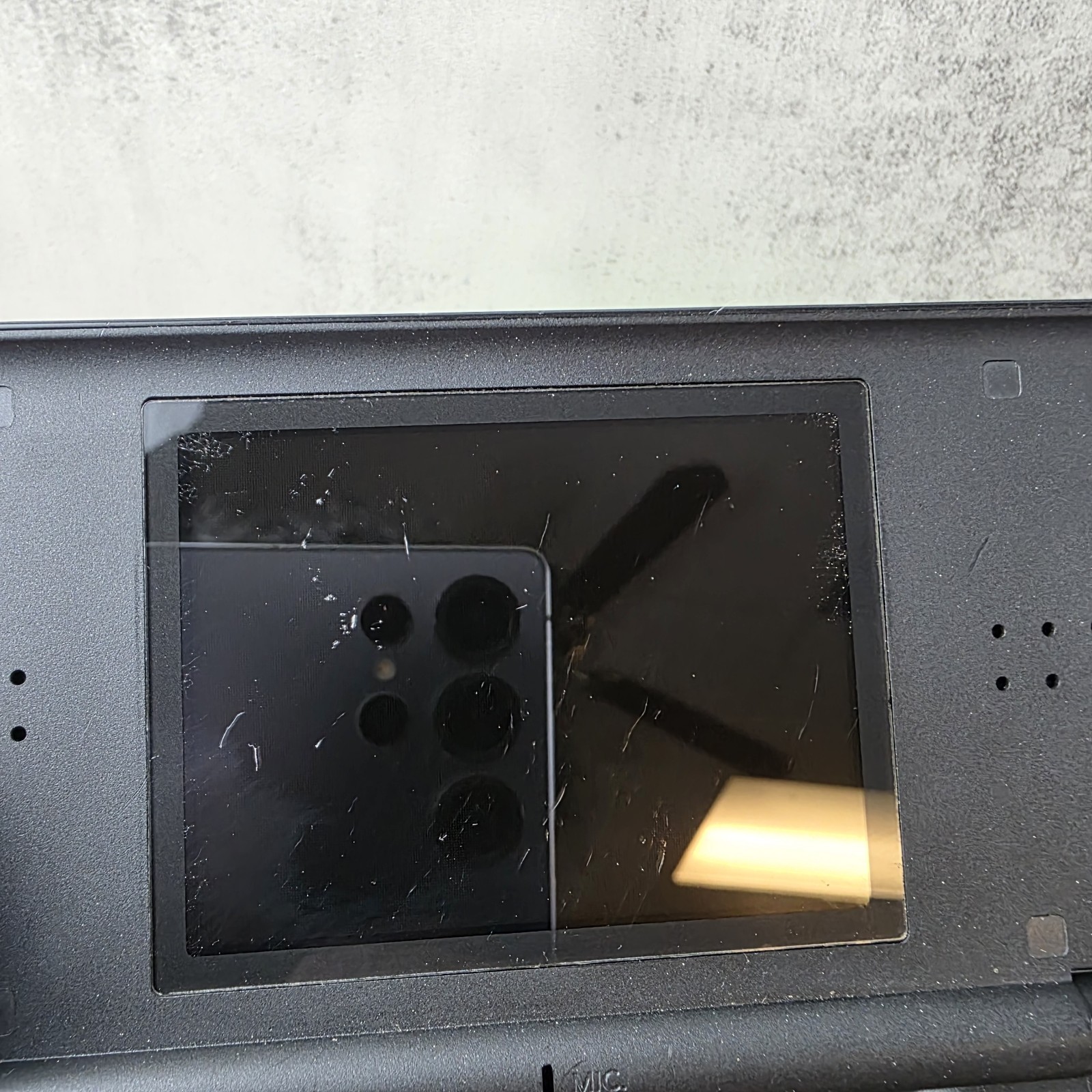 Nintendo DS Lite Black Handheld System USG-001 – Broken Screen Hinge