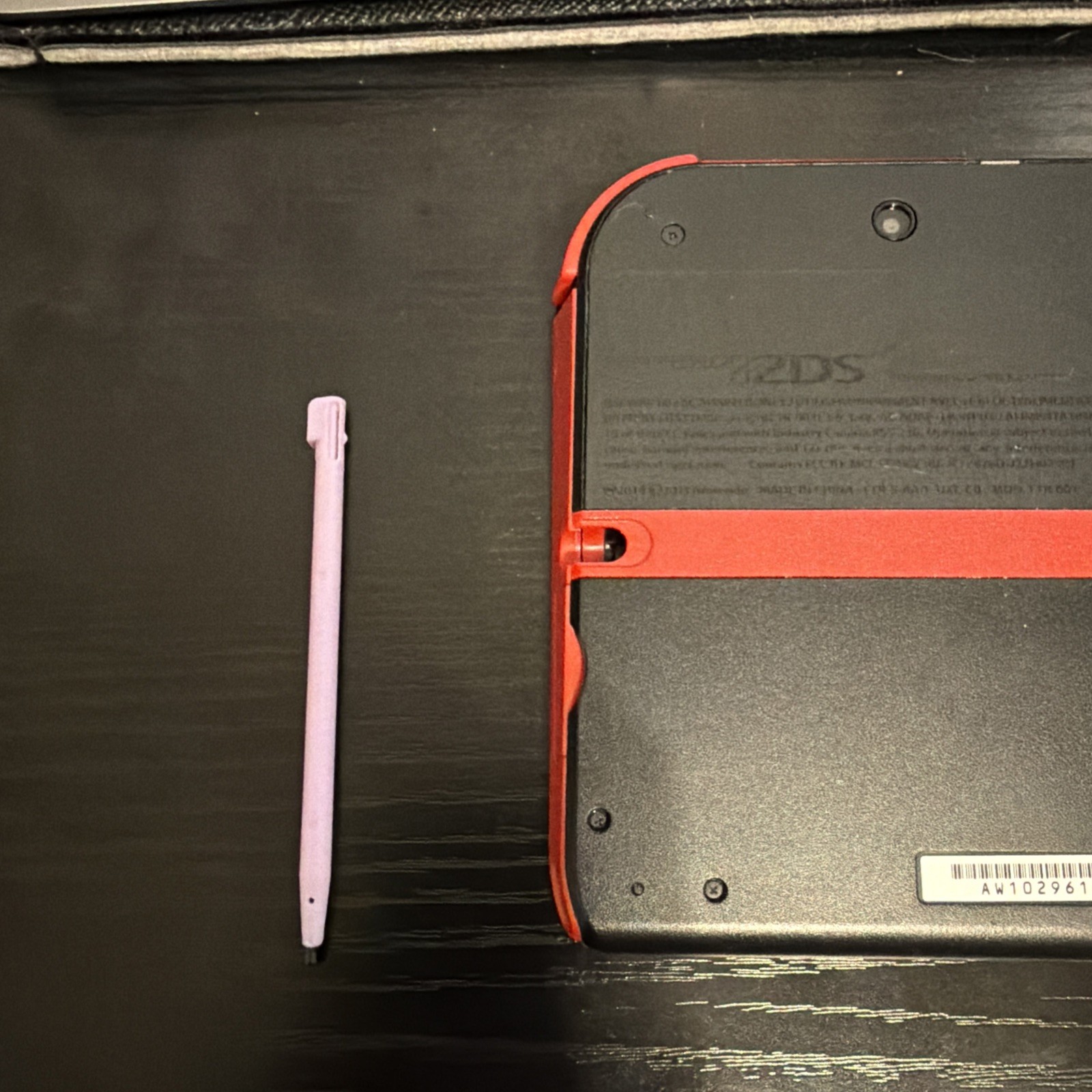 Nintendo 2DS Launch Edition Crimson Red Handheld System Works Great