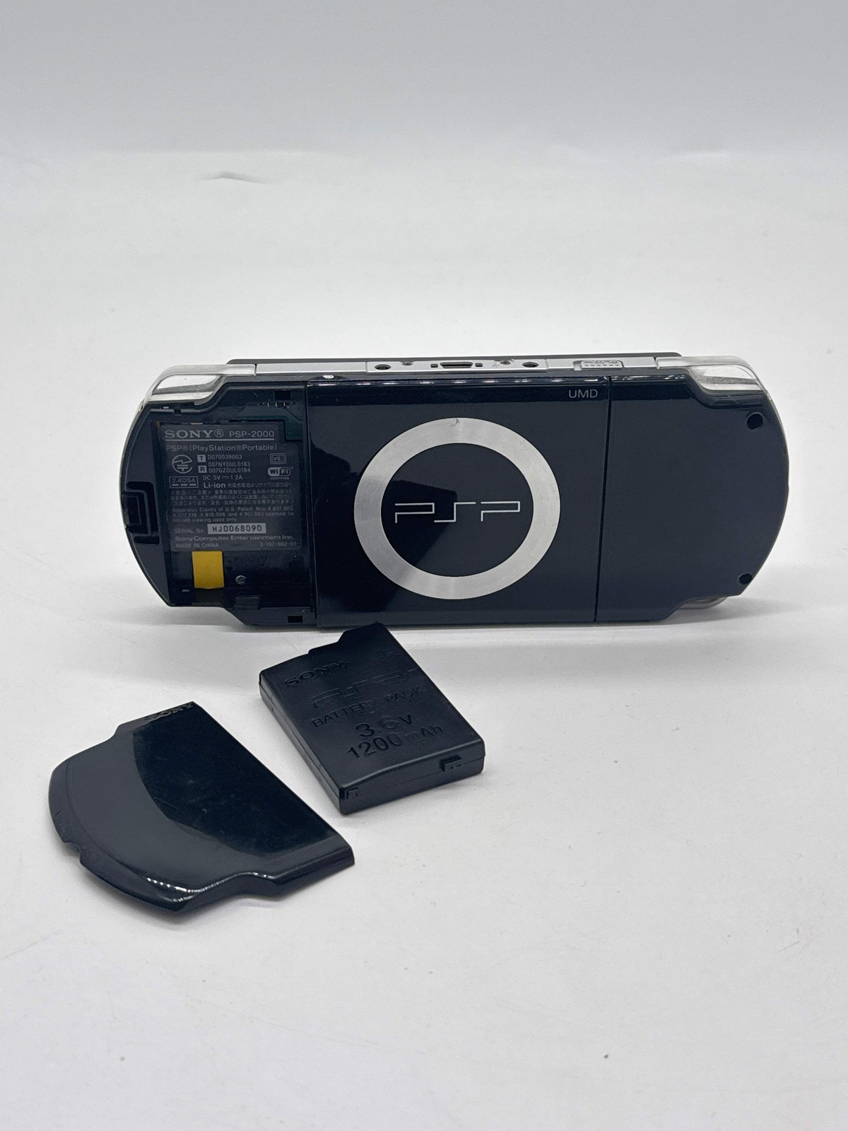 PlayStation Portable PSP-2000 Piano Black Console #670 w/ OEM 1200mAh Battery