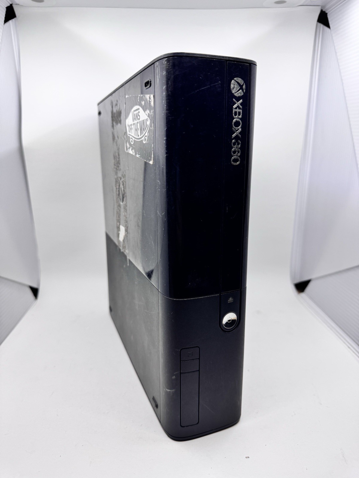Microsoft Xbox 360 E 250GB Game Console (Acceptable Condition) [Console Only]