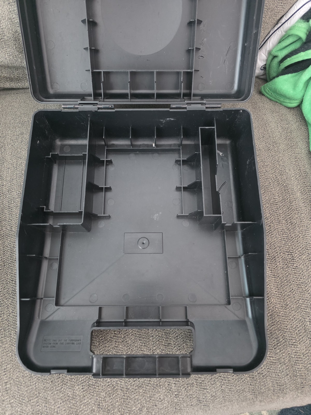TURBOGRAFX-16 TG16 CD SYSTEM STORAGE CARRYING CASE PINS & HINGES ARE EXCELLENT!