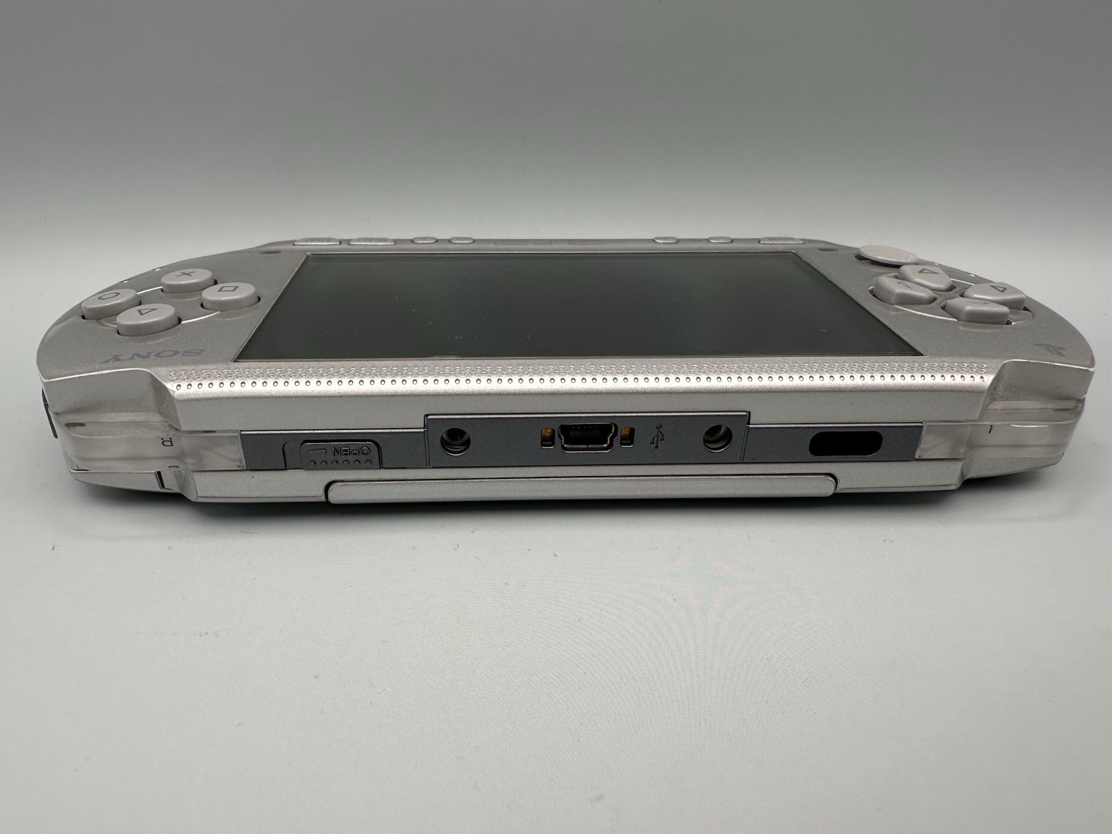 Sony PSP 1000 Silver Console Region Free JP Tested w/ new battery, charger