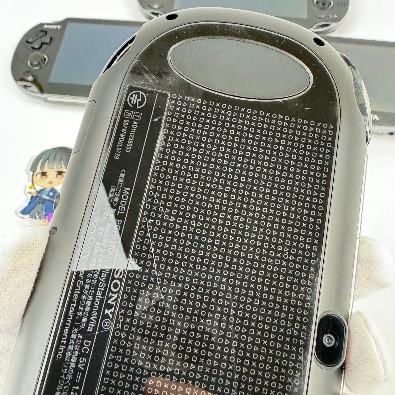 Sony PlayStation PS Vita PCH-1100 Crystal Black 3G/Wi-Fi Model 1 Console ONLY