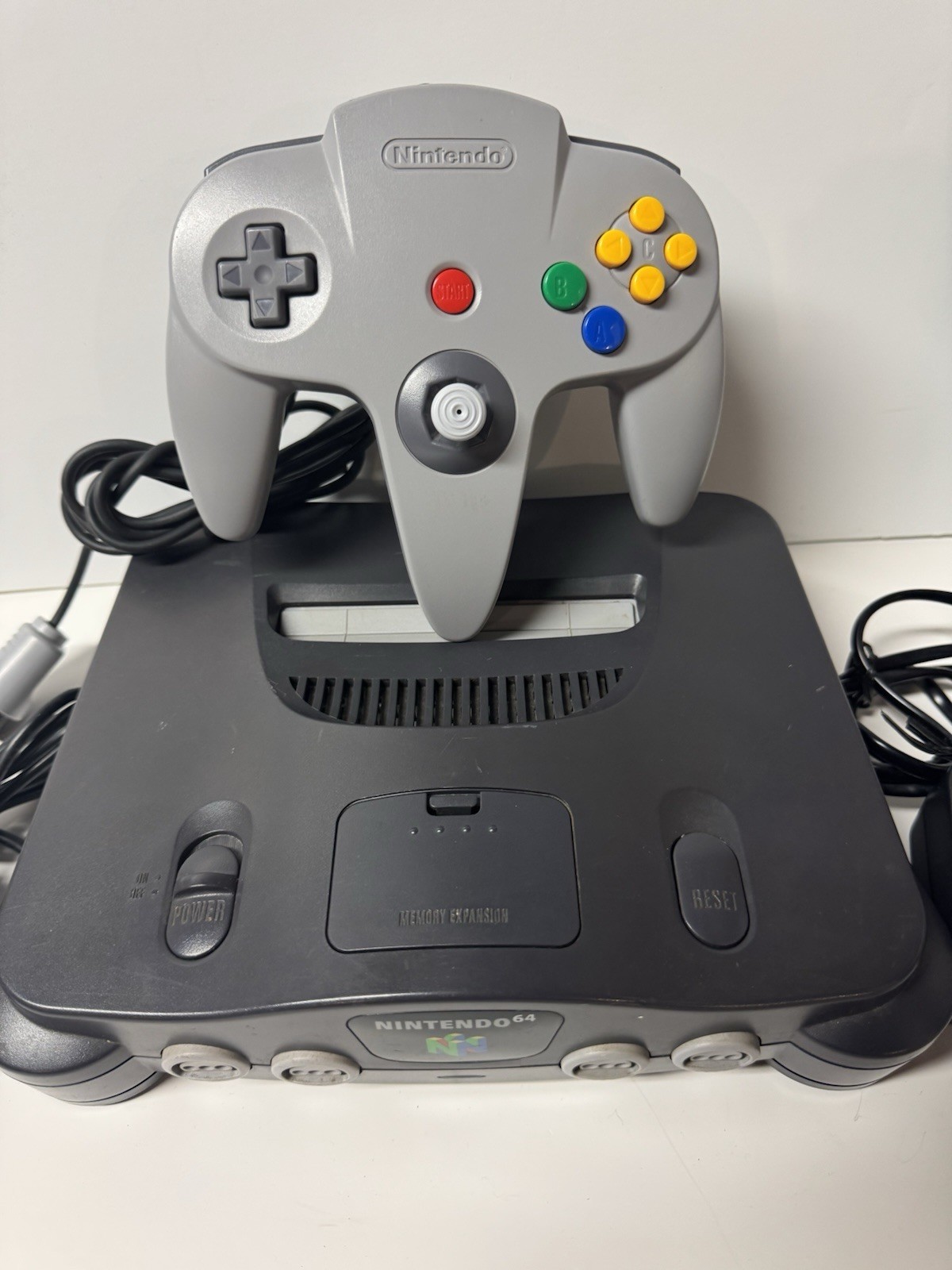 Nintendo 64 N64 Console NUS-001 1 OEM Controllers W/ Cords Tested Working