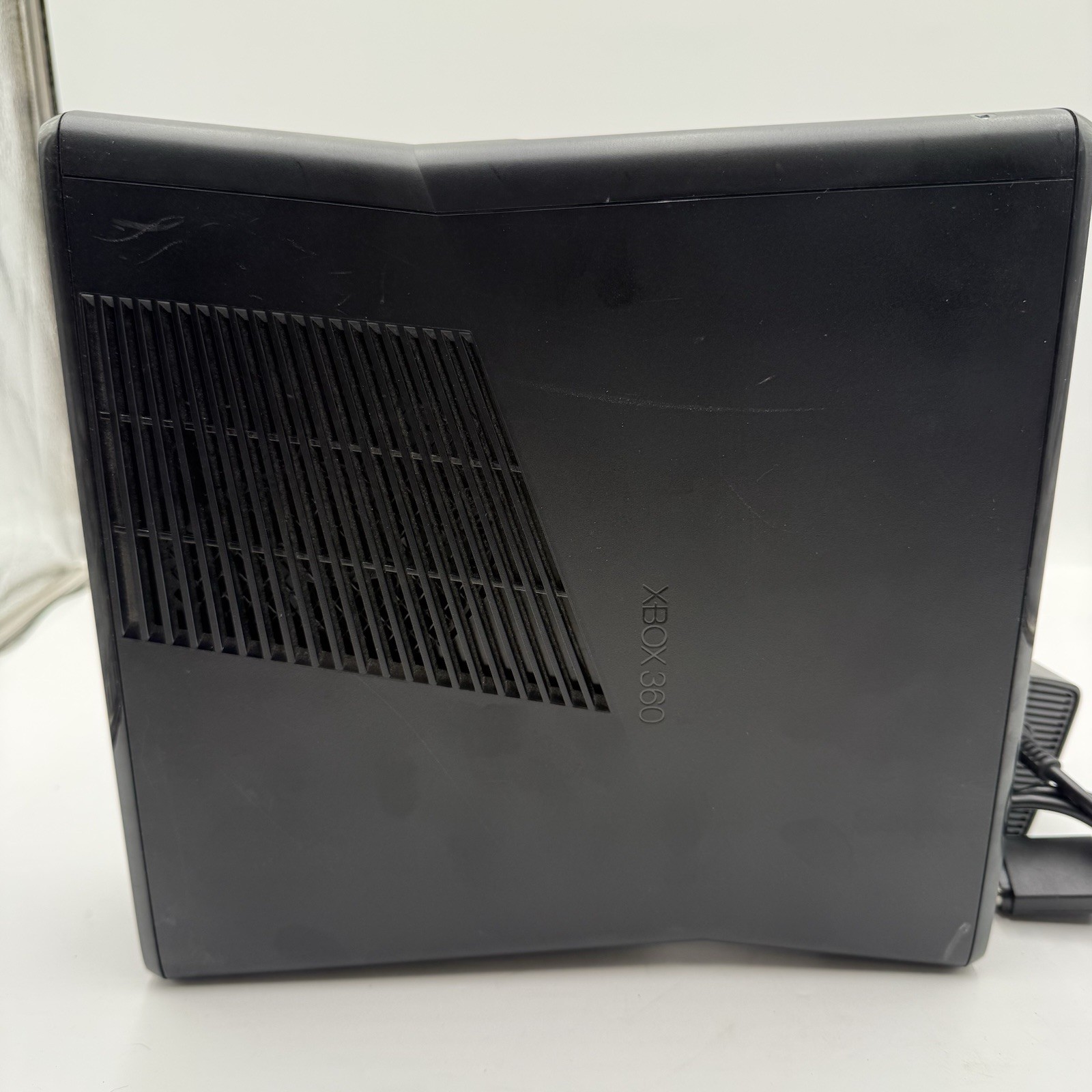 E7 Microsoft Xbox 360 S Black Console Only Model 1439 No HDD
