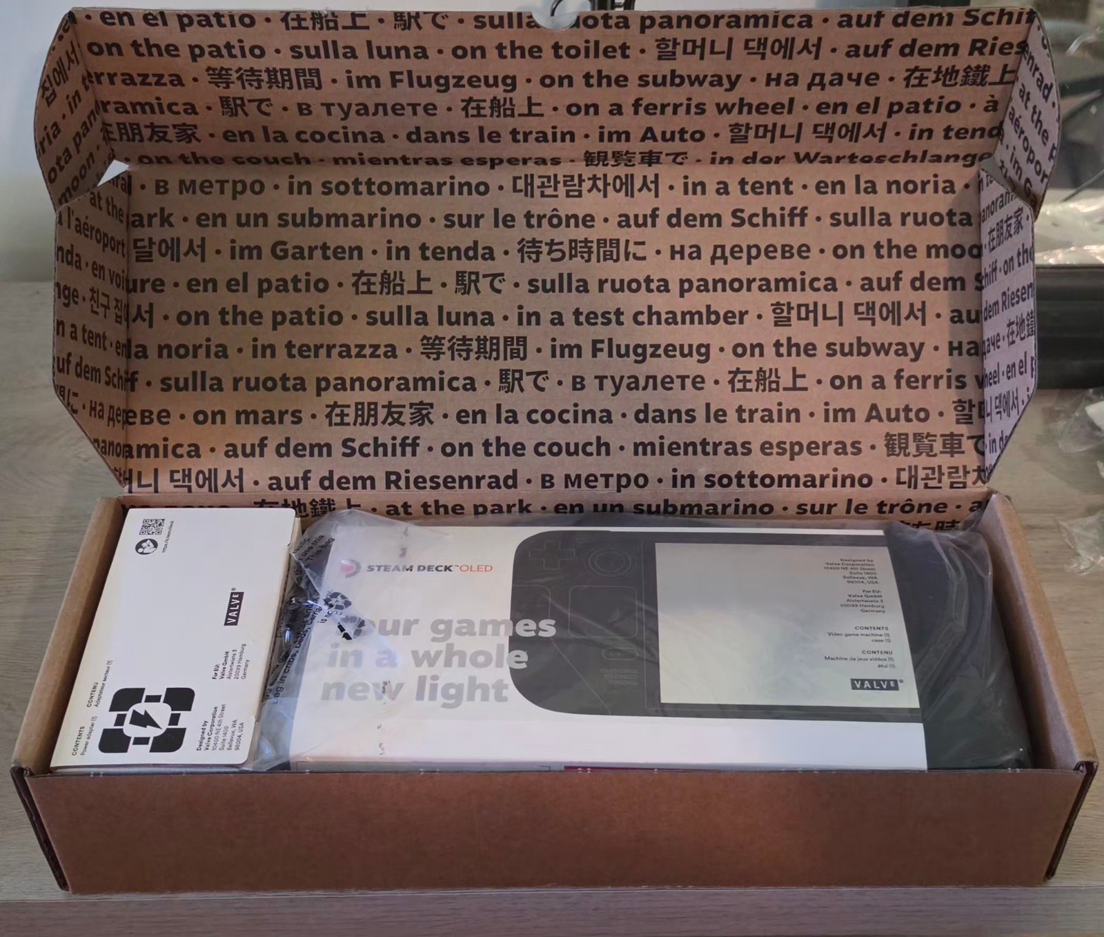 Valve 1TB OLED Steamdeck, Excellent Condition, Original Packaging, Charger+Case