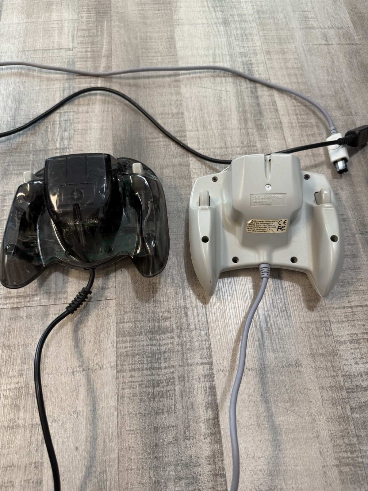 Sega Dreamcast Console HKT-3020 Bundle w/ OEM Controller & Innovation Pad Tested
