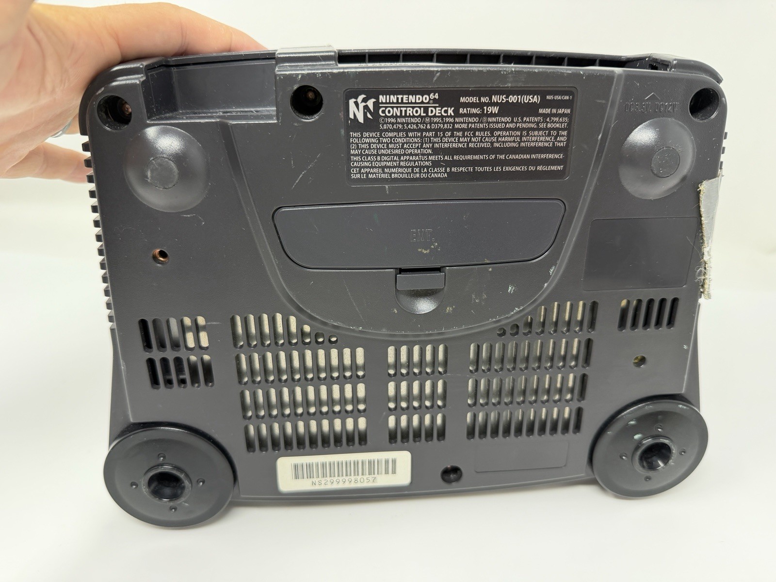 Nintendo 64 N64 Video Game Console Control Deck Only NUS-001 Powers On For Parts