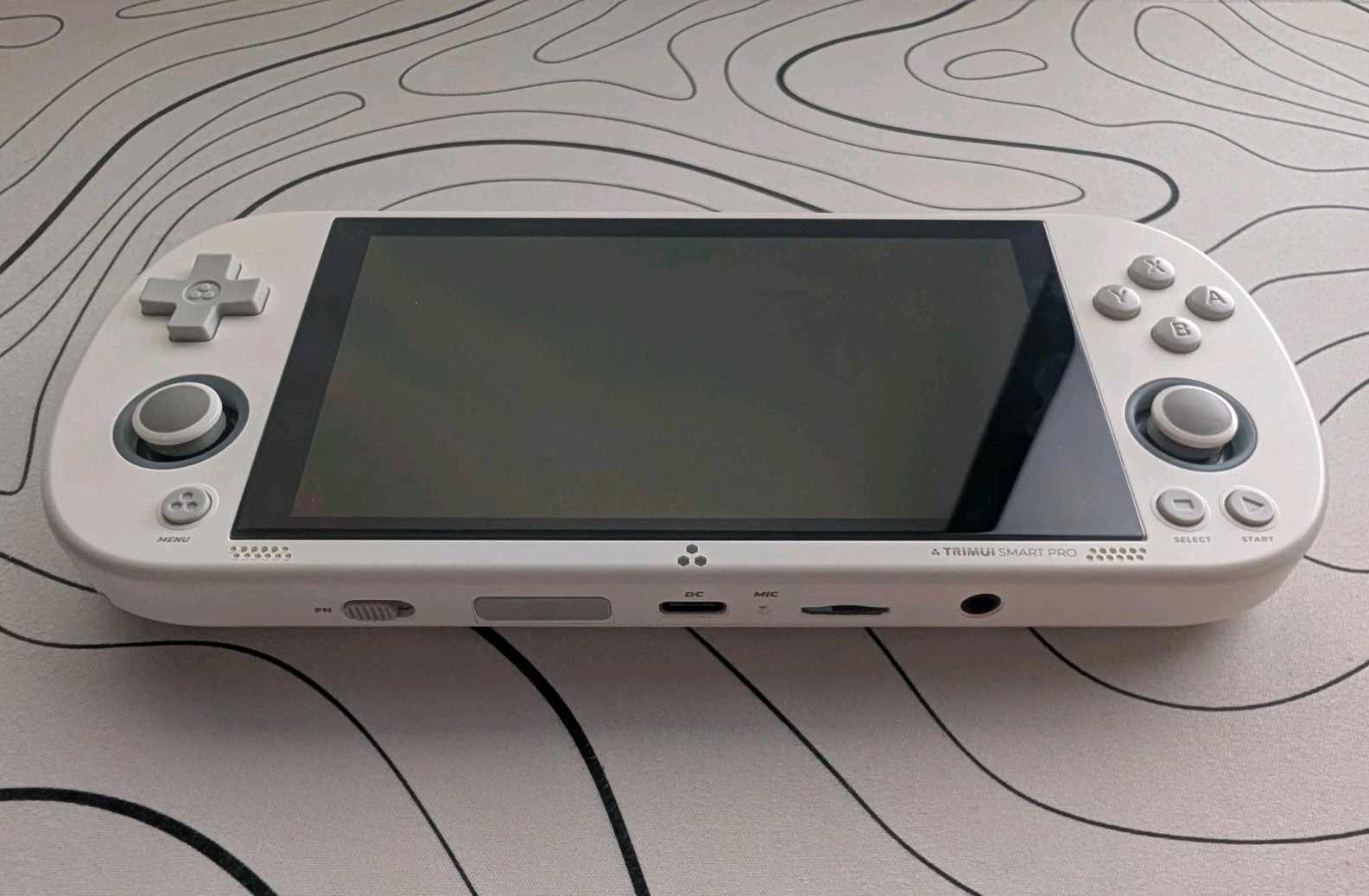 Trimui Smart Pro White Retro Handheld w/ 64GB SD Card, CrossMix OS, Case,…
