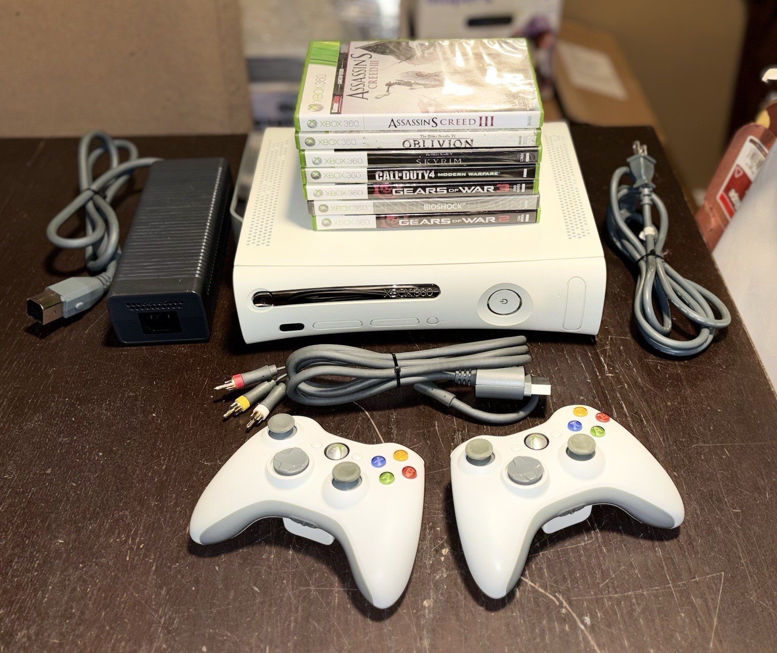 Microsoft Xbox 360 Pro White 20GB Outstanding Clean Condition With 6 Great Games