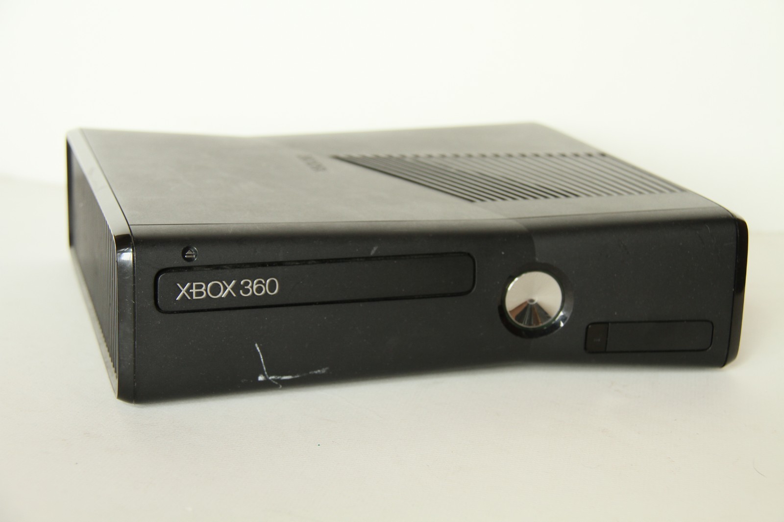 Microsoft Xbox 360 S Console 1439 + Power Supply – Bundle 15 Games Call Of Duty