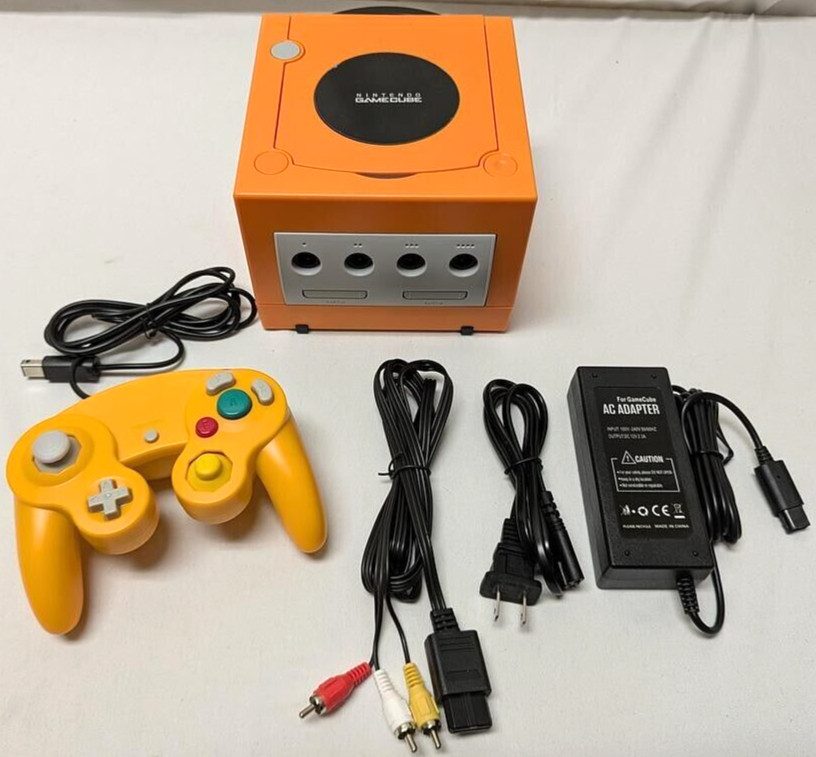 Nintendo GameCube ORANGE Housing Gaming Console DOL-001 Controller Bundle NTSC